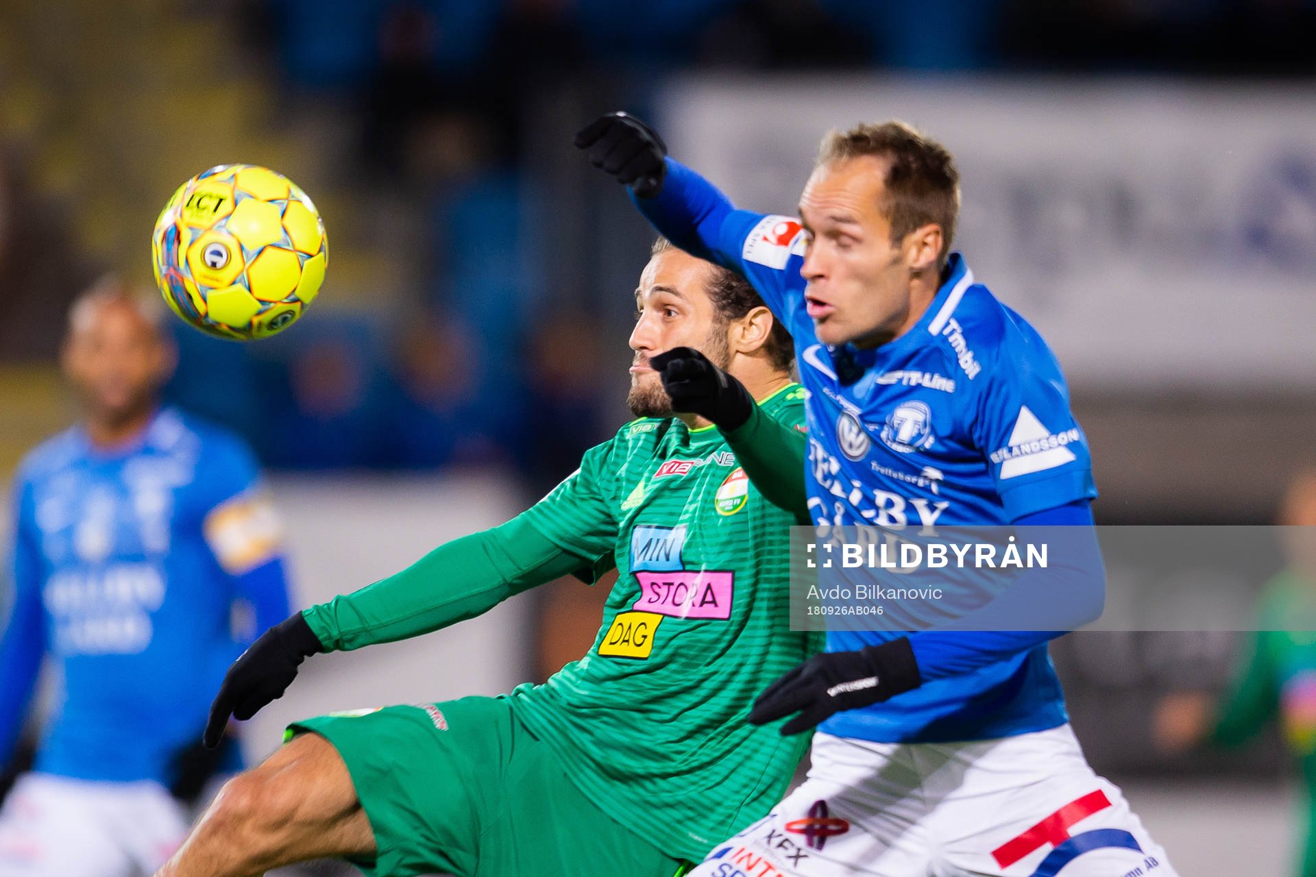 Dalkurds Alex De John och Trelleborgs Zoran Jovanovic