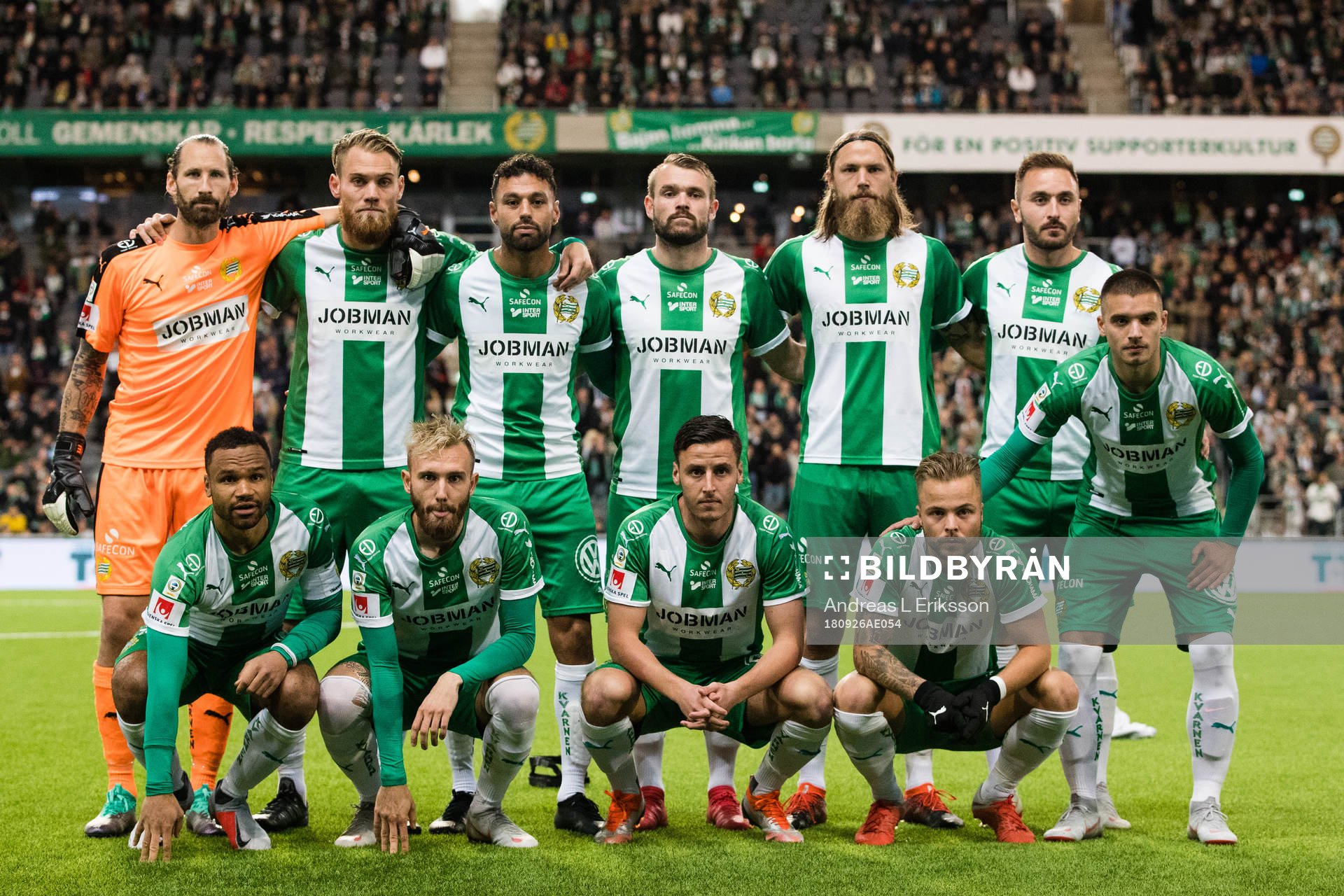 Hammarbys startelva inför fotbollsmatchen i Allsvenskan mellan Hammarby och Elfsborg den 26 september 2018 i Stockholm. Målvakt Johan Wiland, David Fällman, Imad Khalili, Mads Fenger Nielsen, Björn Paulsen och Muamer Tankovic. Nedre raden från vänster: Serge-Junior Martinsson Ngouali, Simon Sandberg, Jeppe Andersen, Sander Svendsen och Vladimir Rodic.