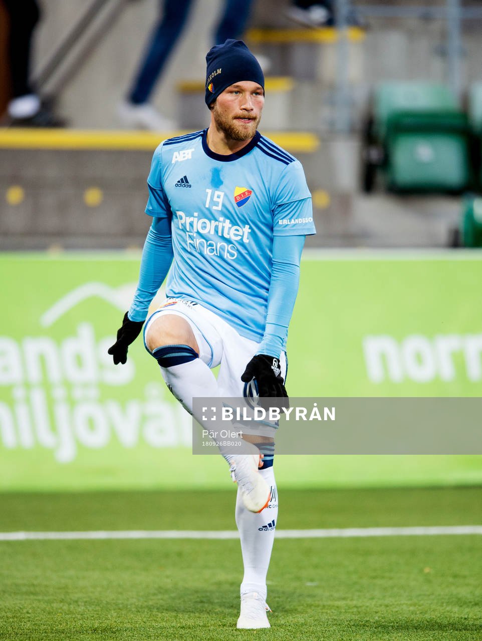 Djurgårdens Nicklas Bärkroth innan fotbollsmatchen i