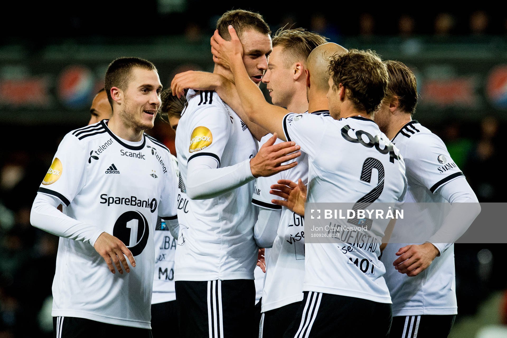 Alexander Søderlund of Rosenborg celebrates with teammates