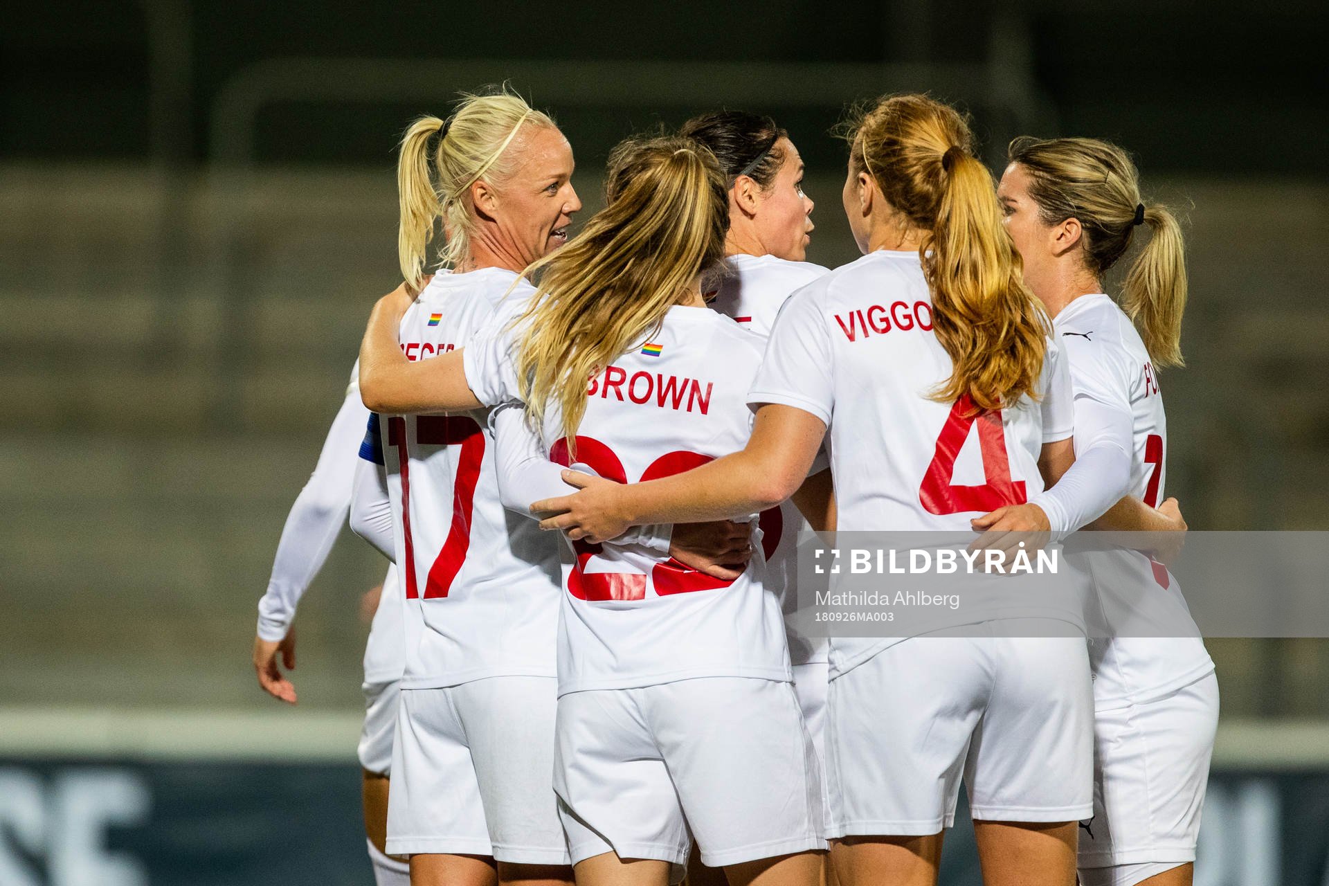 Players of Rosengård celebrastes