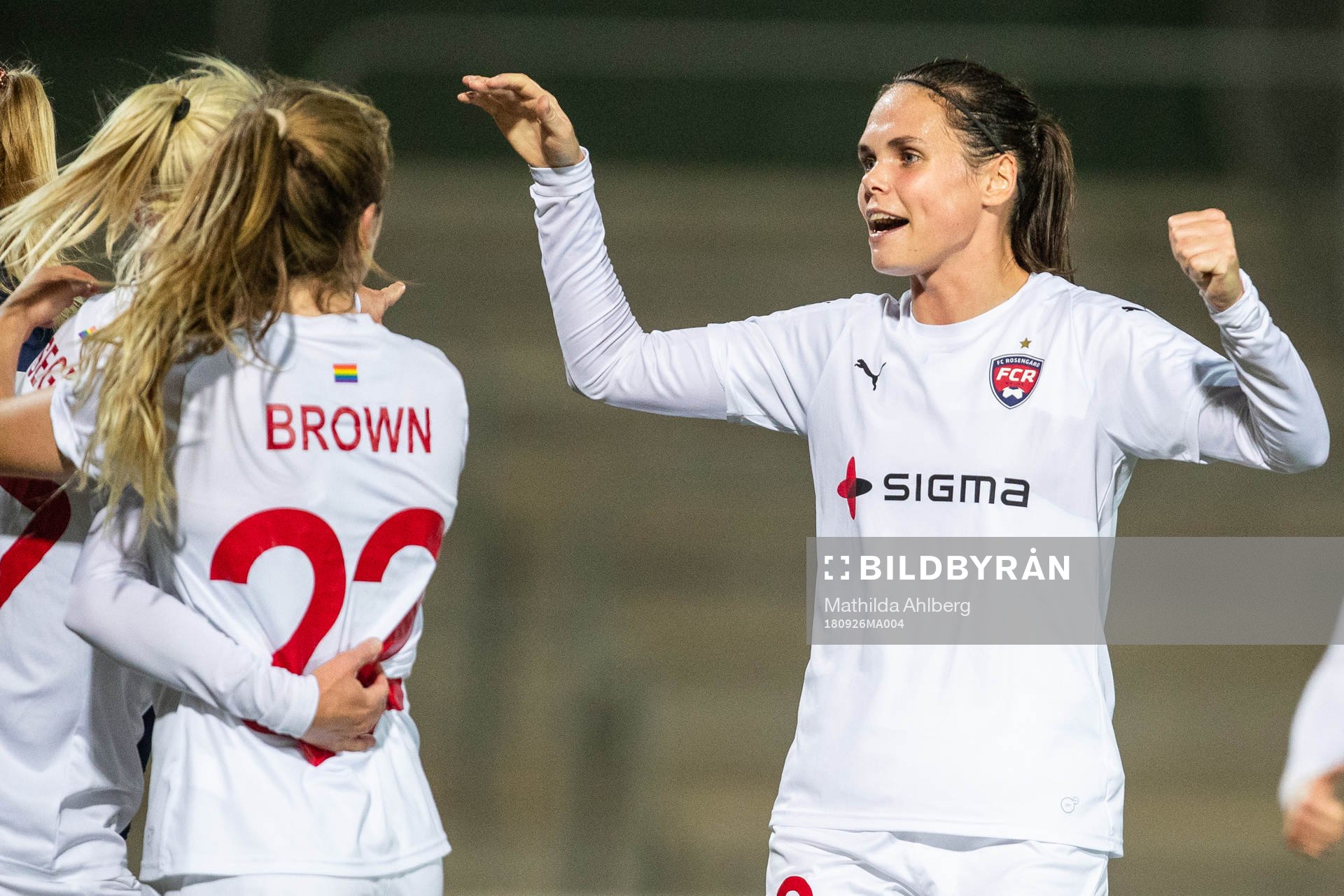 Rosengårds Simone Boye Sörensen jublar efter 1-0 under fotbollsmatchen i Champions League mellan Rosengård och Rjazan den 26 september 2018 i Malmö.
