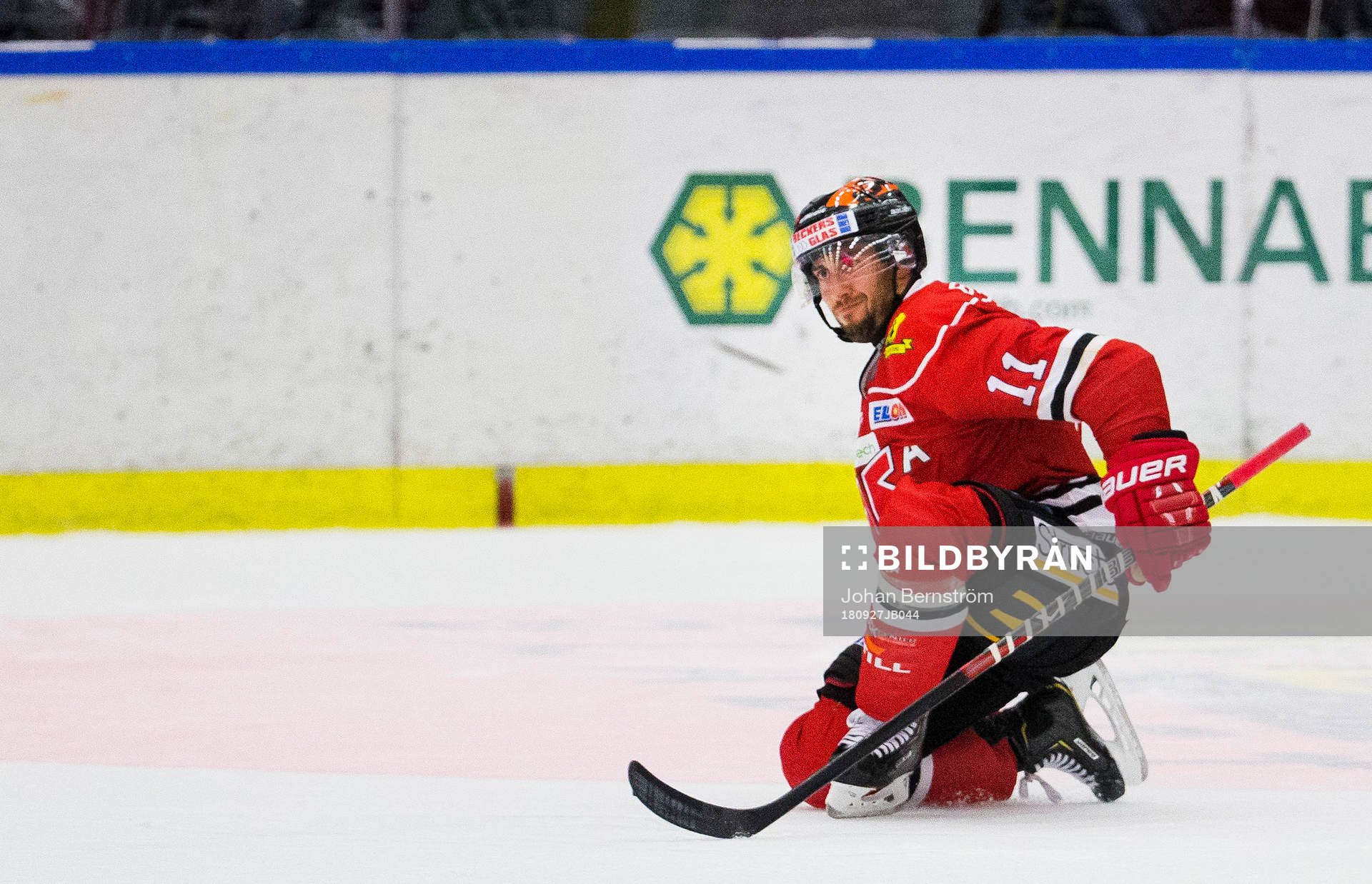 Örebros Aaron Palushaj jublar vid 2-2