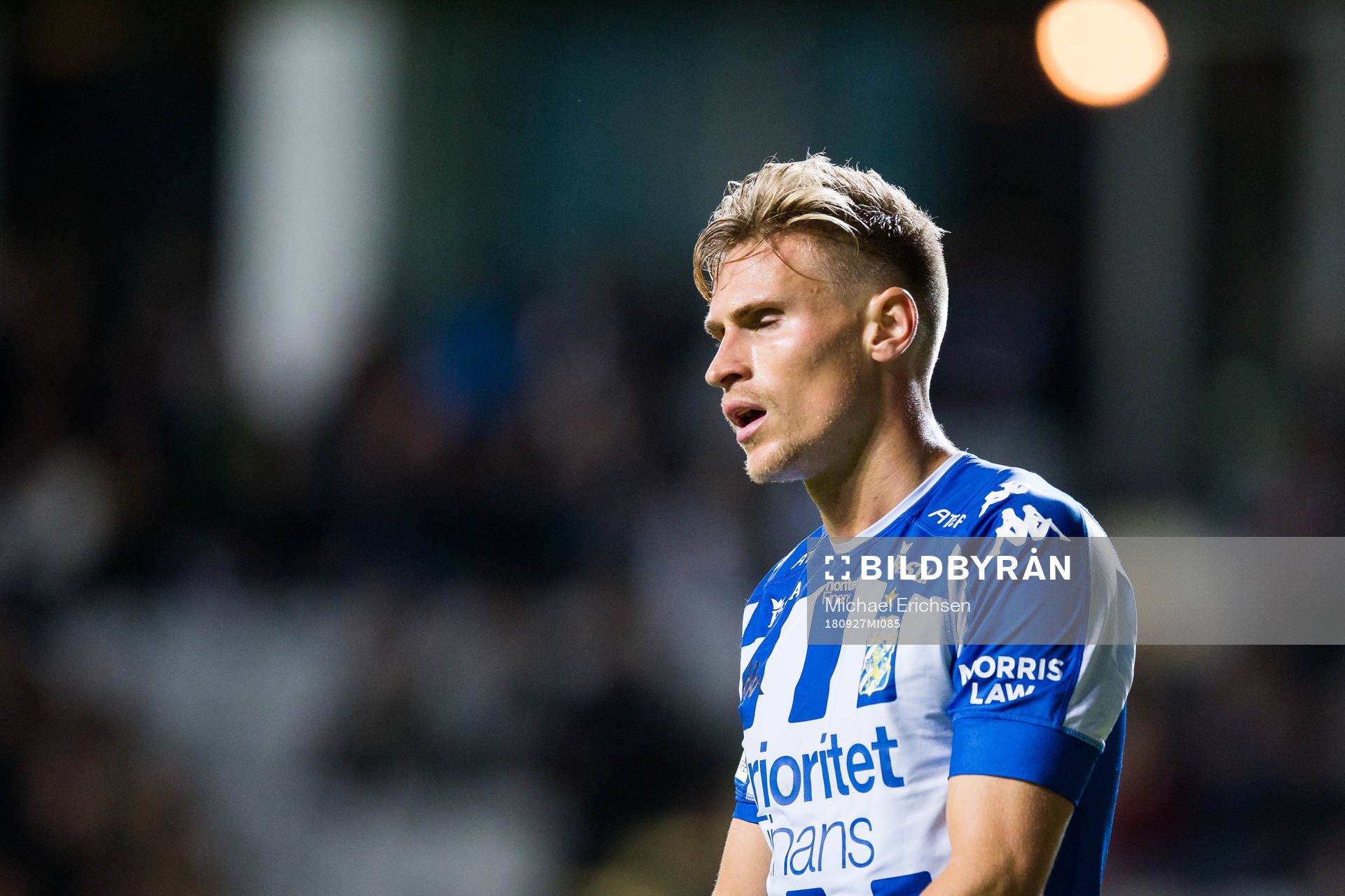 IFK Göteborgs Carl Starfelt deppar