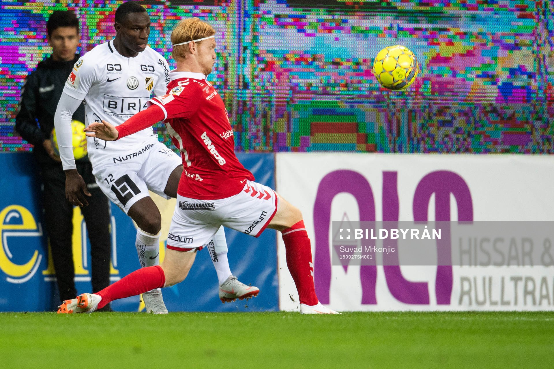 Häckens Elohor Ekpolo och Kalmars Nils Fröling