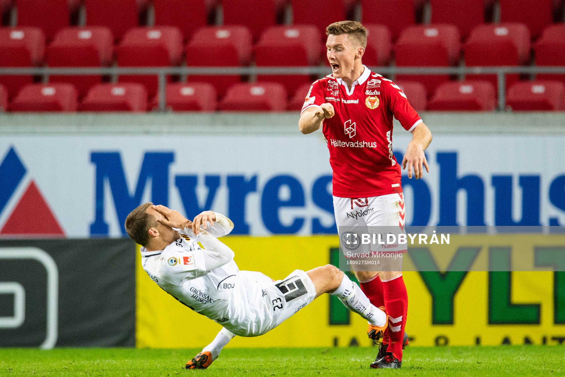 Kalmars Victor Agardius och Häckens Viktor Lundberg