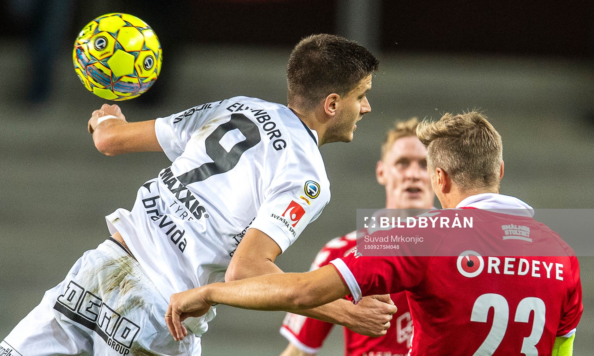 Kalmars Viktor Elm och Häckens Alexander Jeremejeff