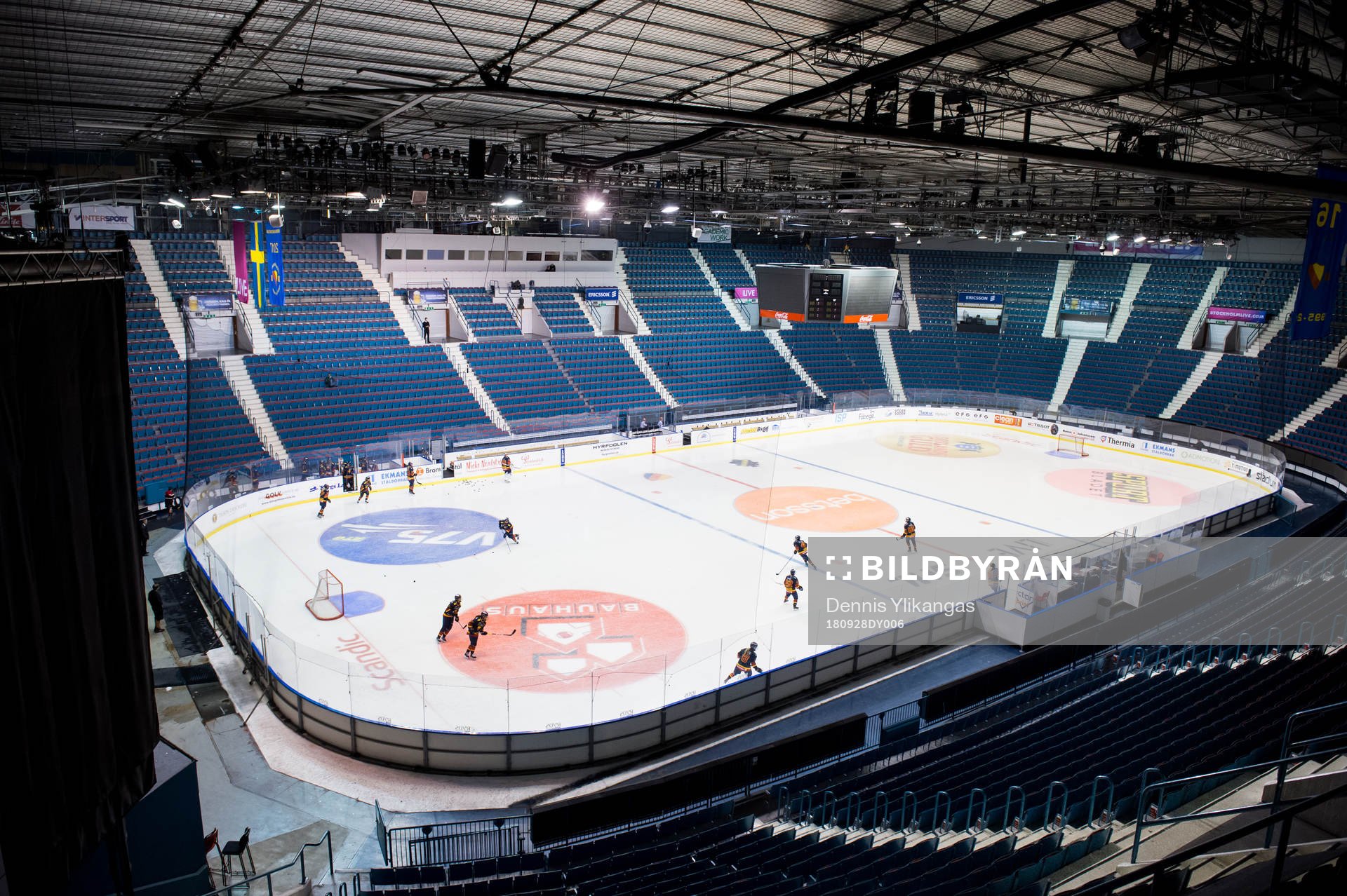 Interiör av Hovet innan ishockeymatchen i SDHL mellan
