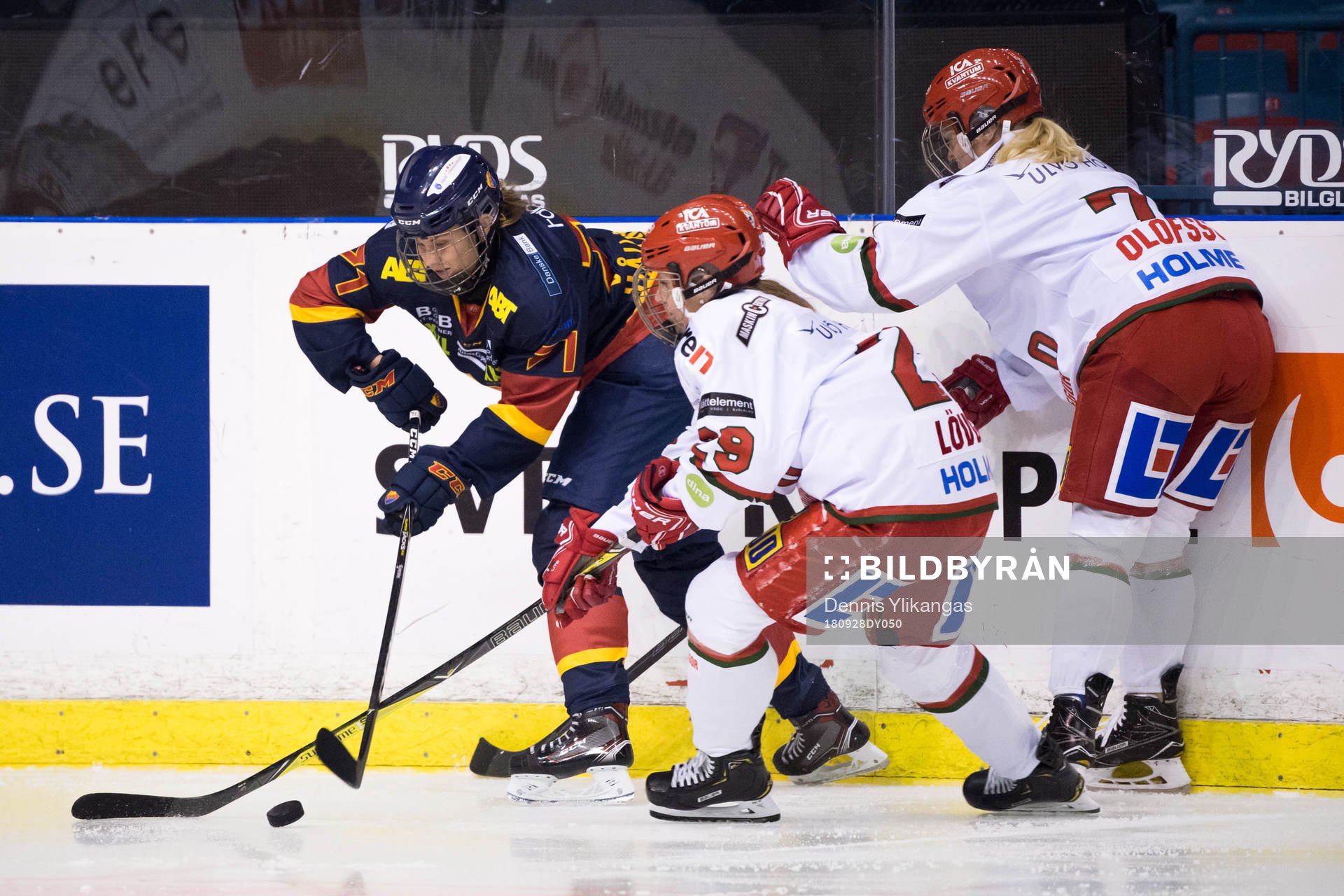 Djurgårdens Hanna Hållander och Modos Ellen Lövgren och