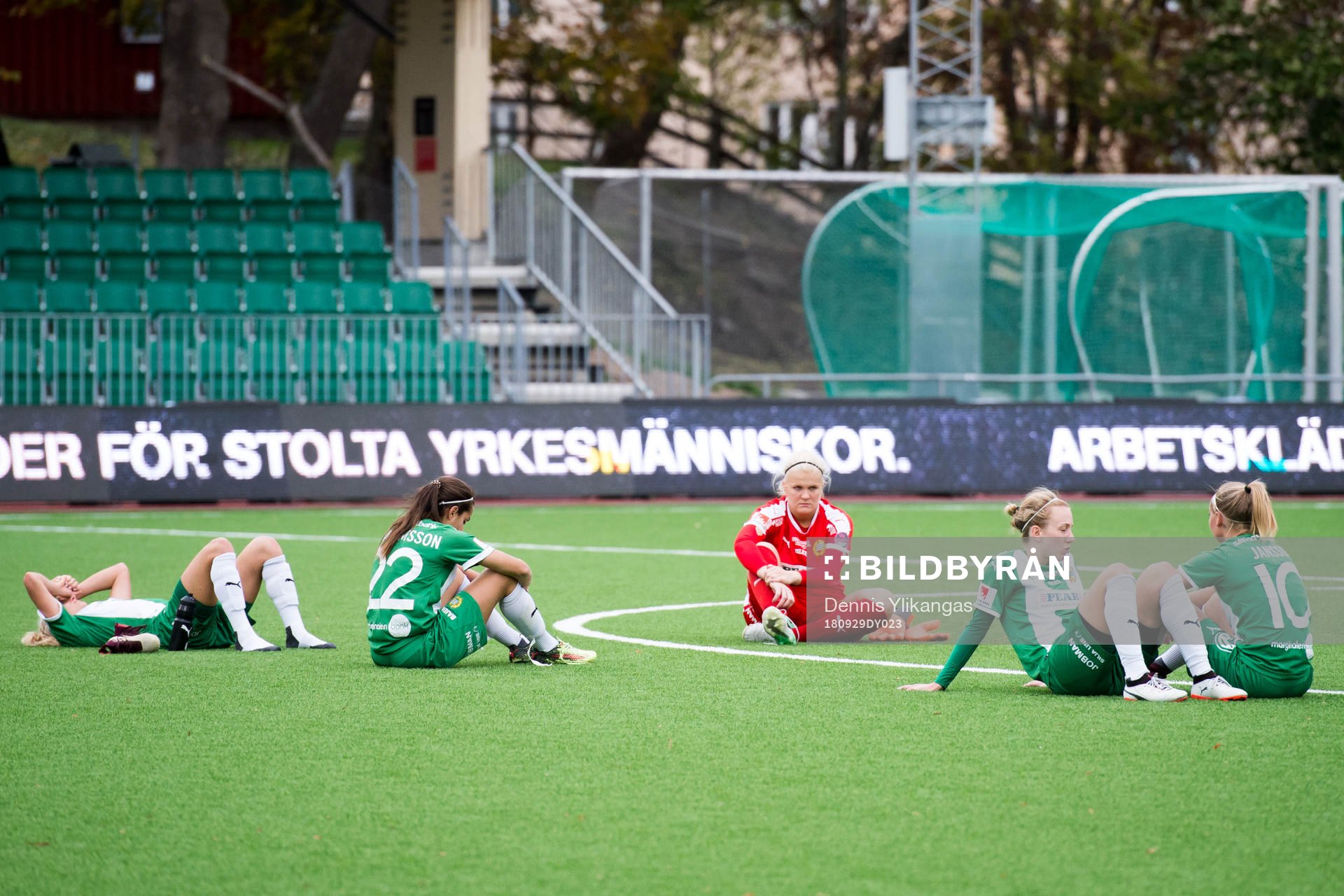 Hammarbys Astrid Larsson, Sejde Abrahamsson, målvakt Emma
