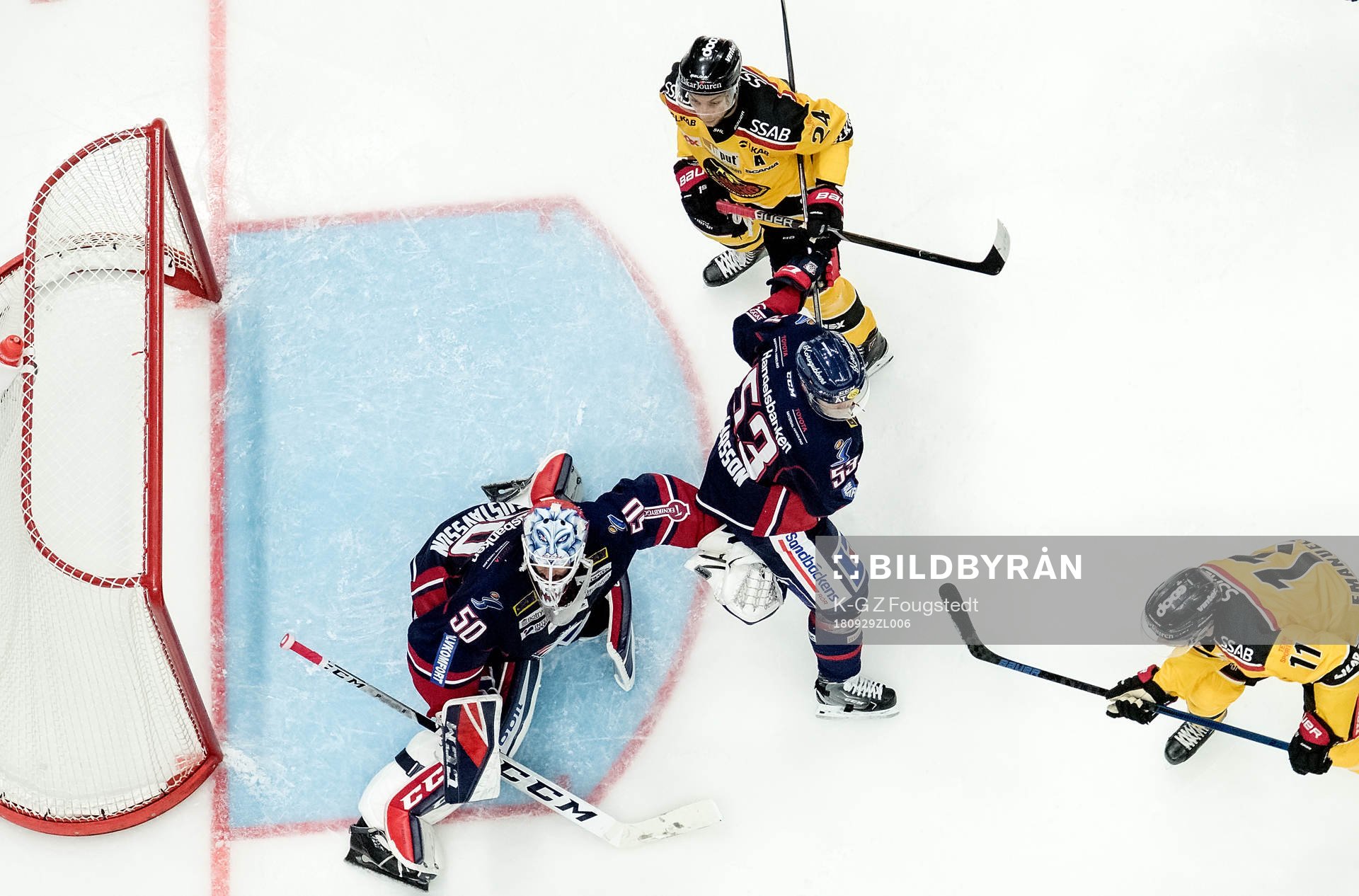 Linköping målvakt Jonas Gustavsson och Eddie Larsson samt