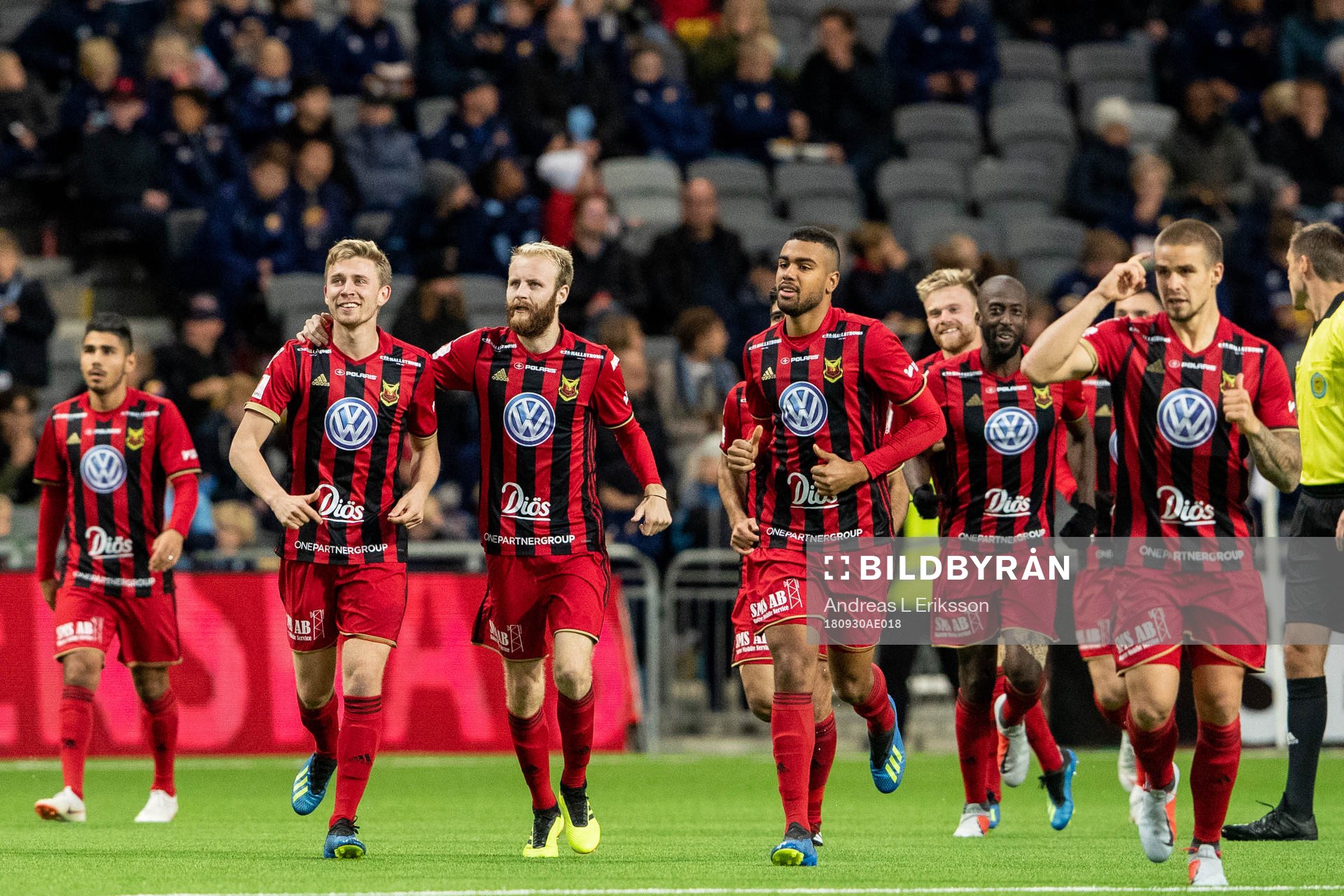 Östersunds spelar jublar