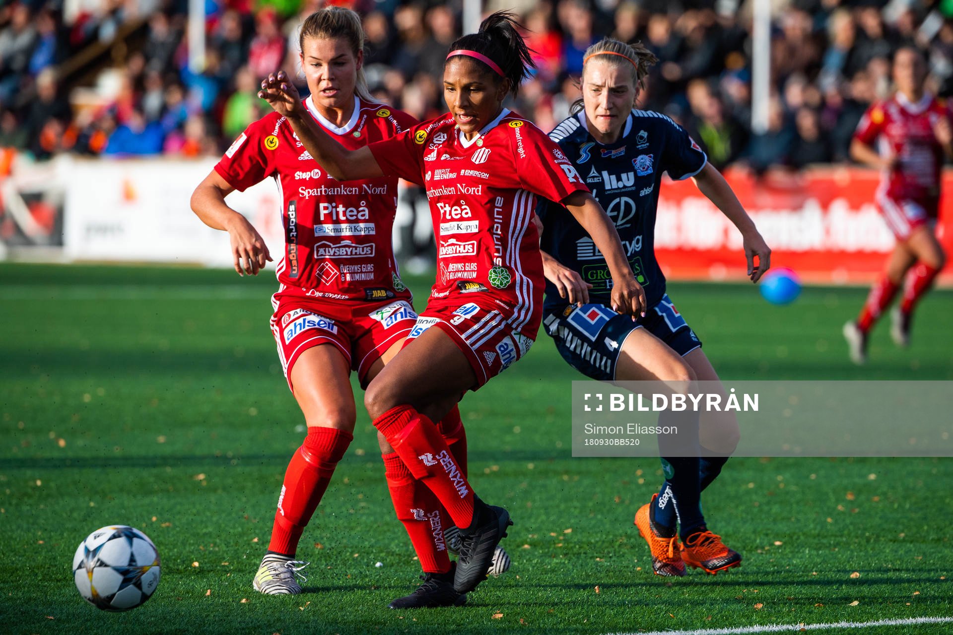 Piteås Nina Jakobsson, Madelen Janogy och Linköpings Maja