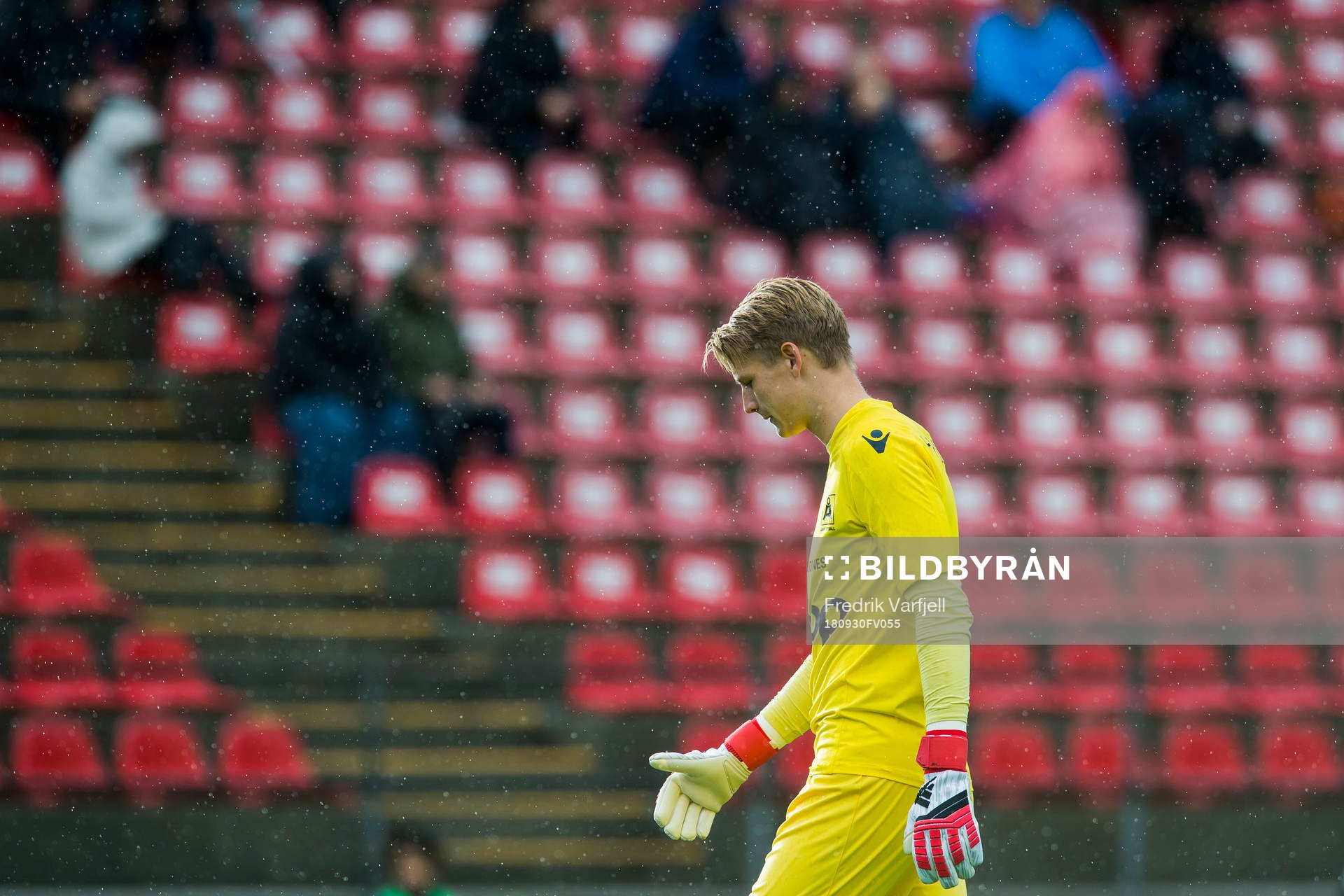 Goalkeeper Borger Thomas of Åsane
