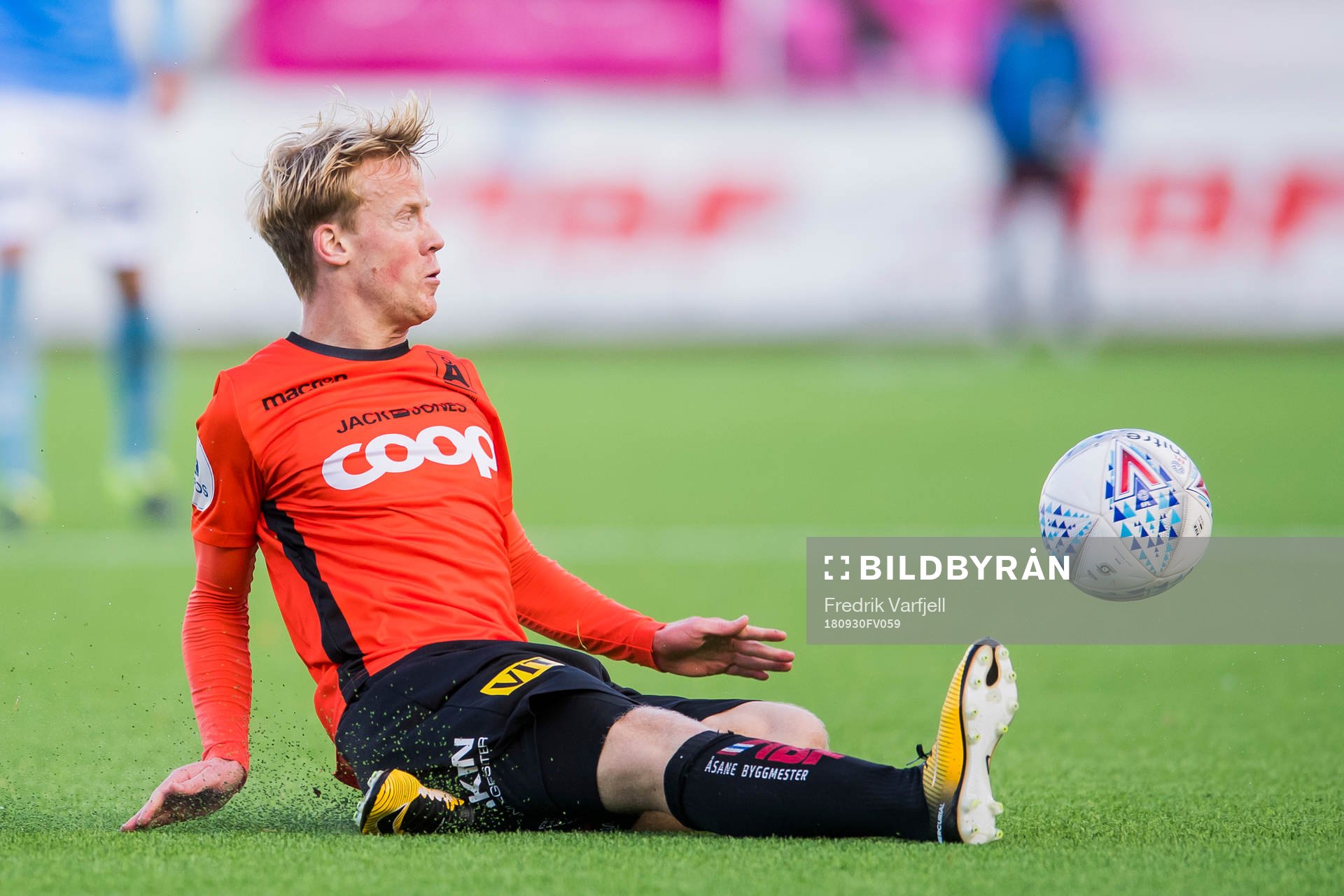Simen Helland Lassen of Åsane