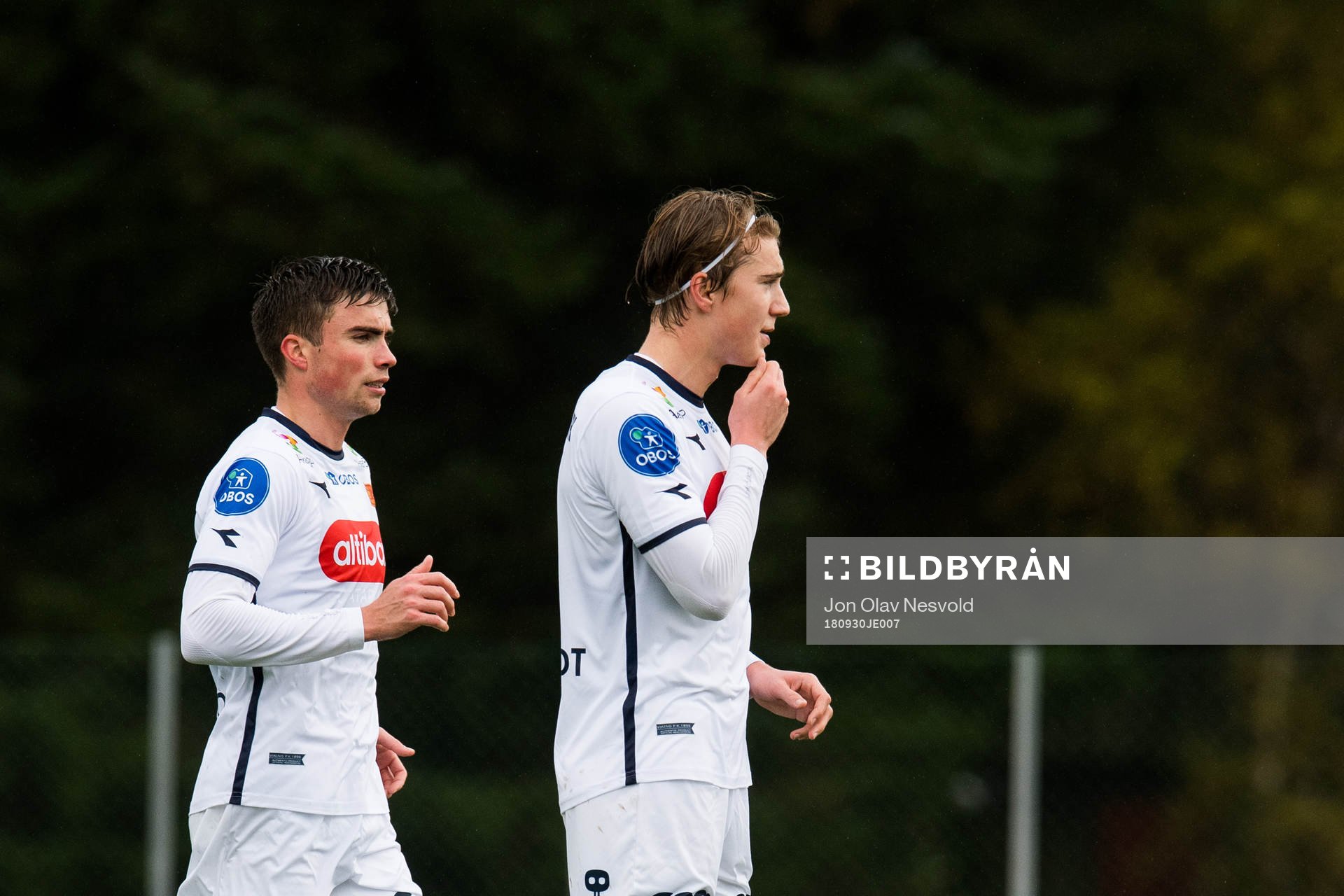 Sondre Flem Bjørshol and Kristian Thorstvedt of Viking