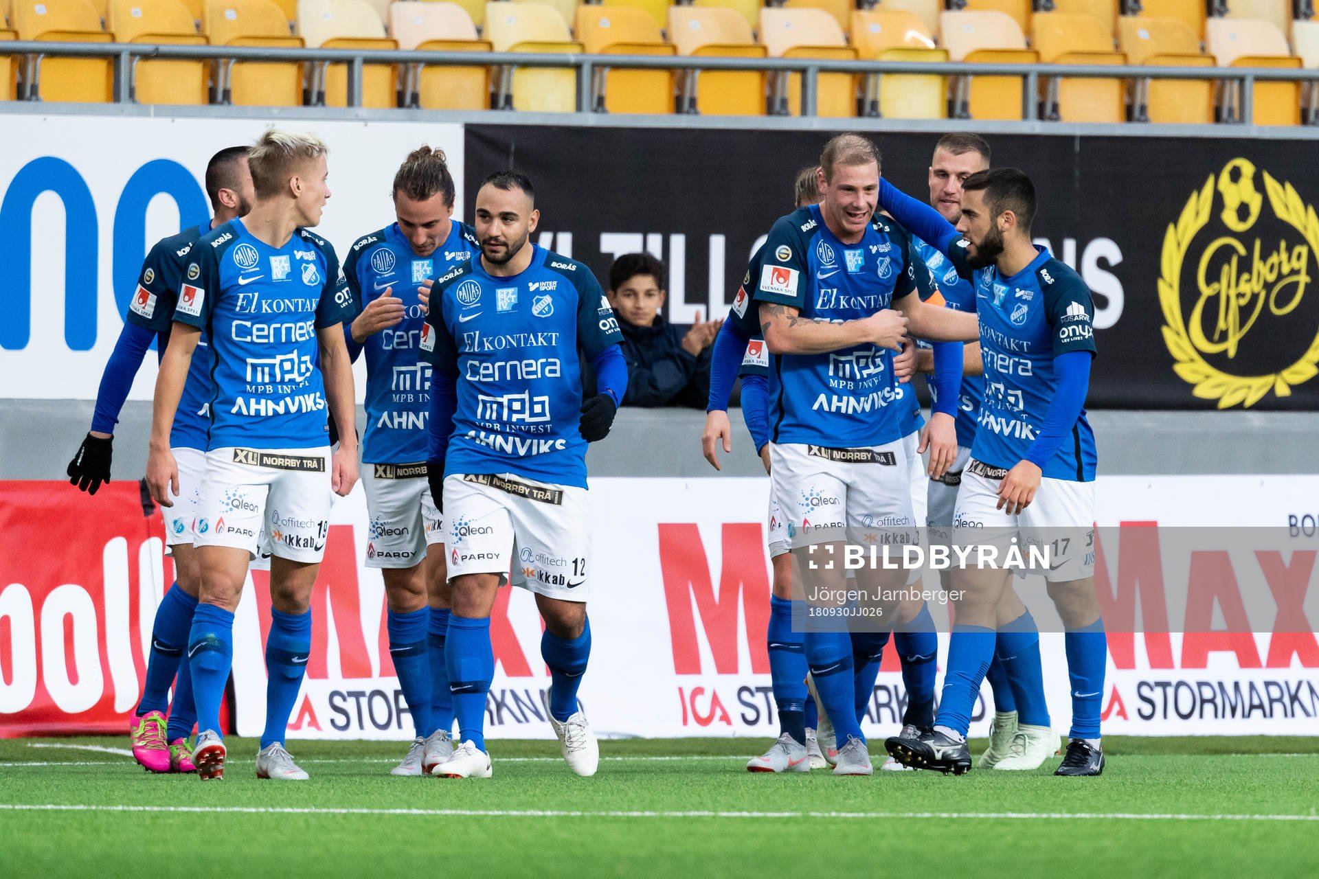 Norrbys spelare jublar