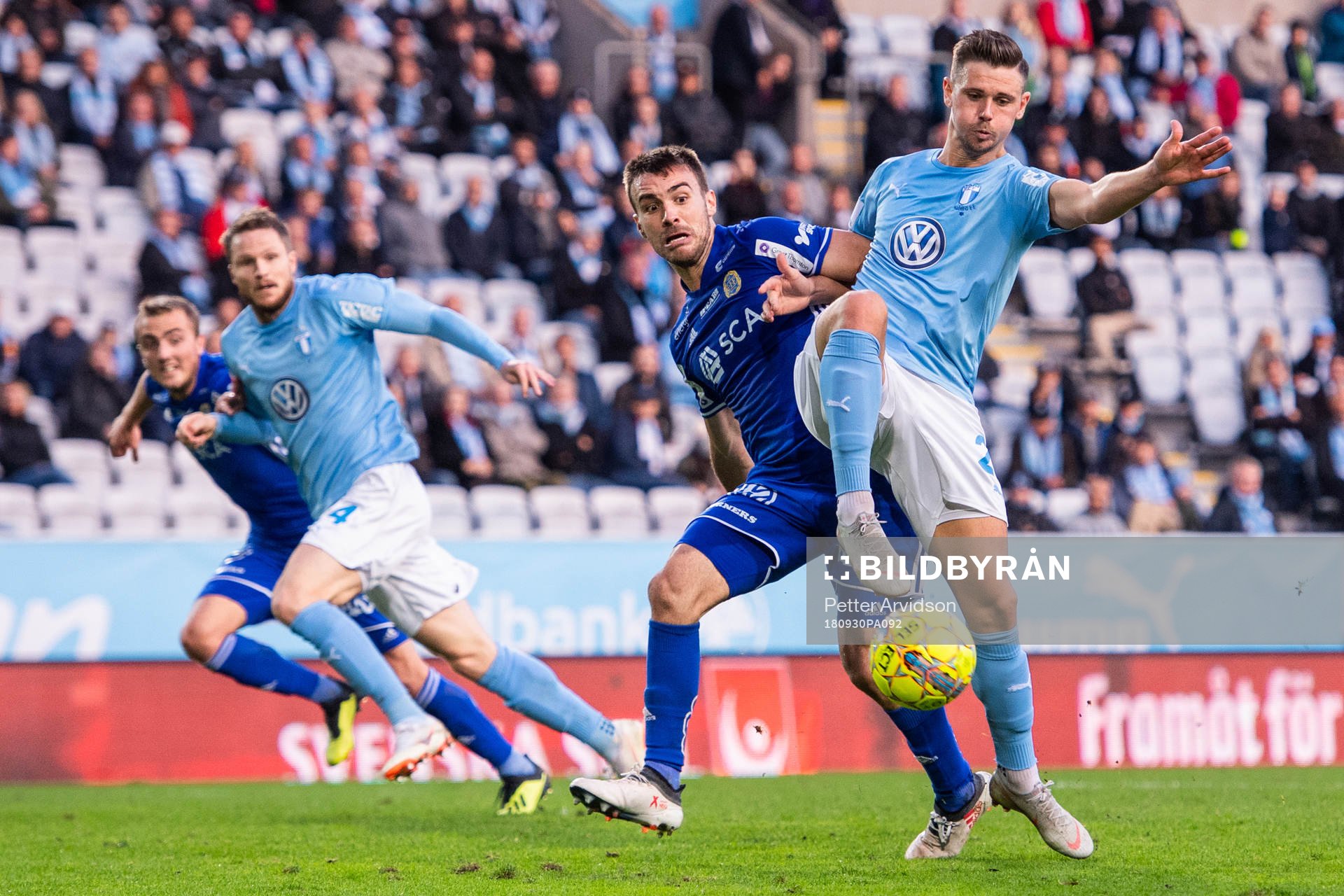 Malmö FFs Marcus Antonsson och Sundsvalls Carlos Gracia
