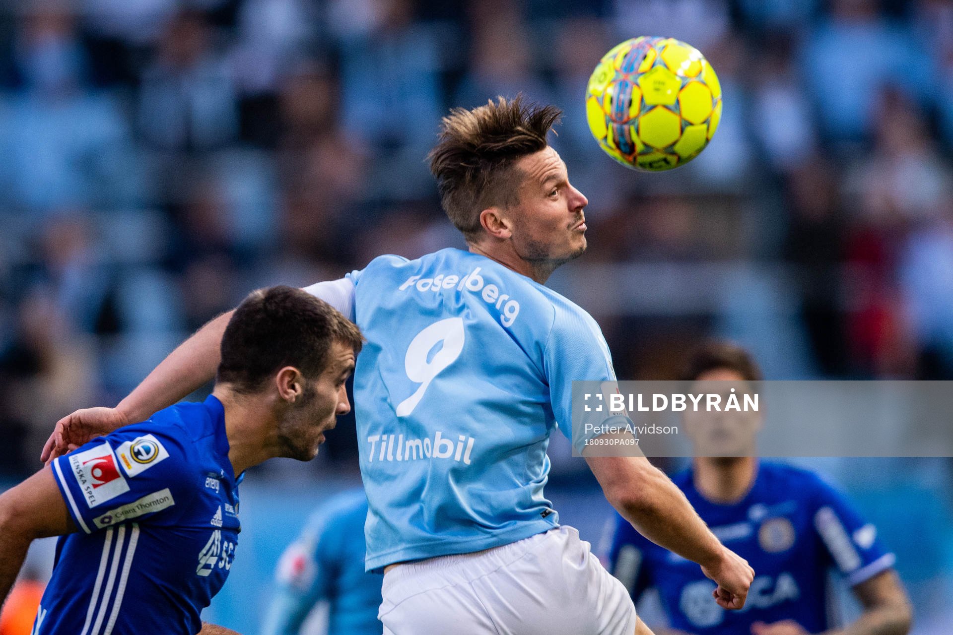Malmö FFs m9 och Sundsvalls Carlos Gracia