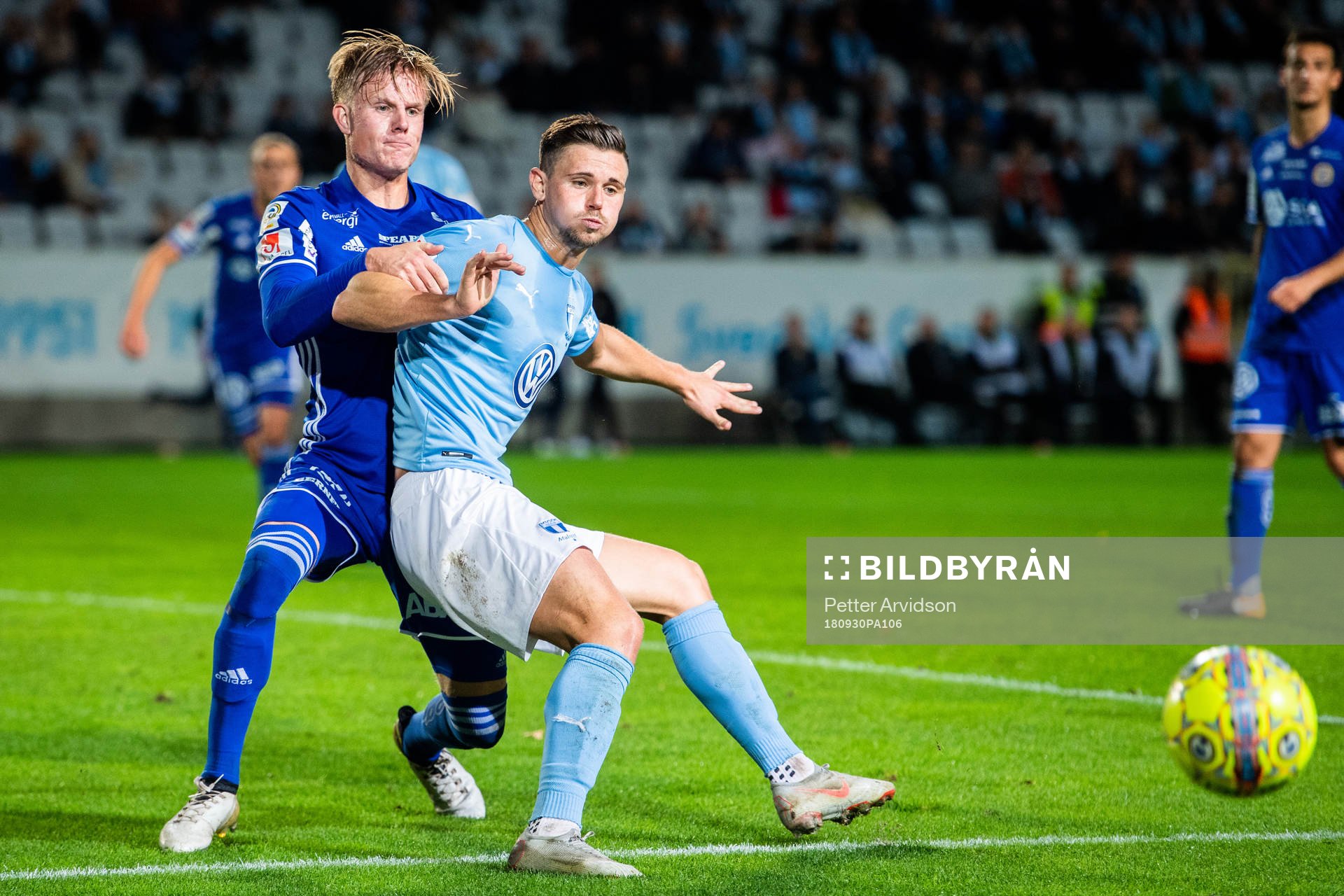 Malmö FFs Marcus Antonsson och Sundsvalls Jonathan Morsay