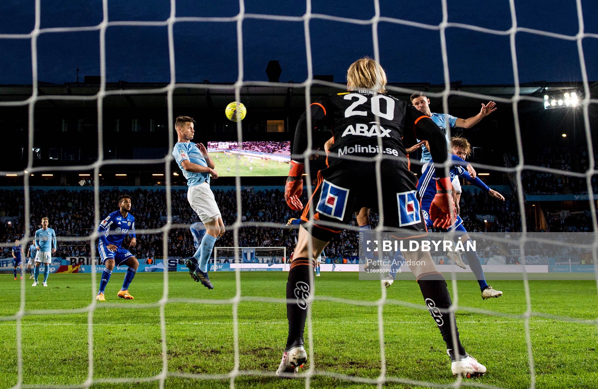 Malmö FFs Markus Rosenberg och Marcus Antonsson oroar vid