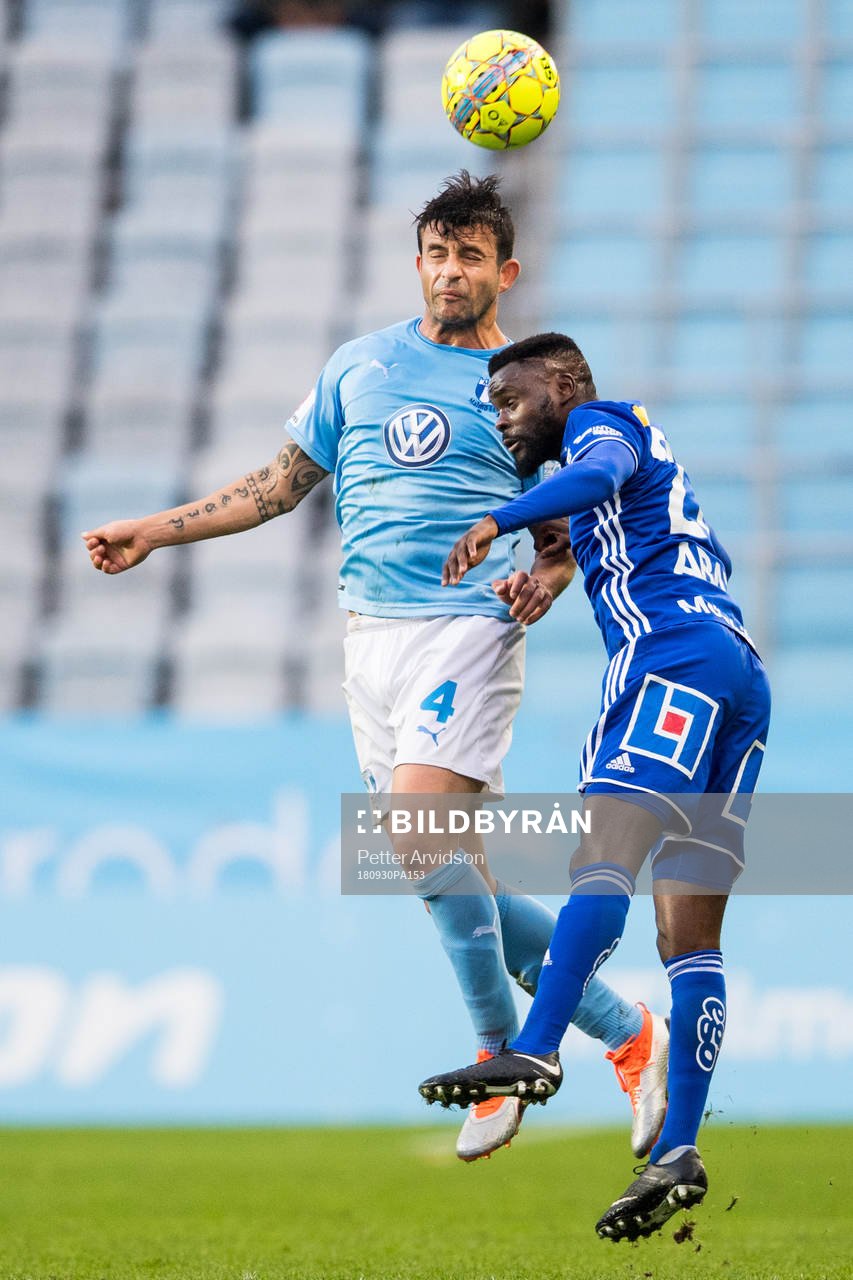 Malmö FFs Behrang Safari och Sundsvalls Maic Sema