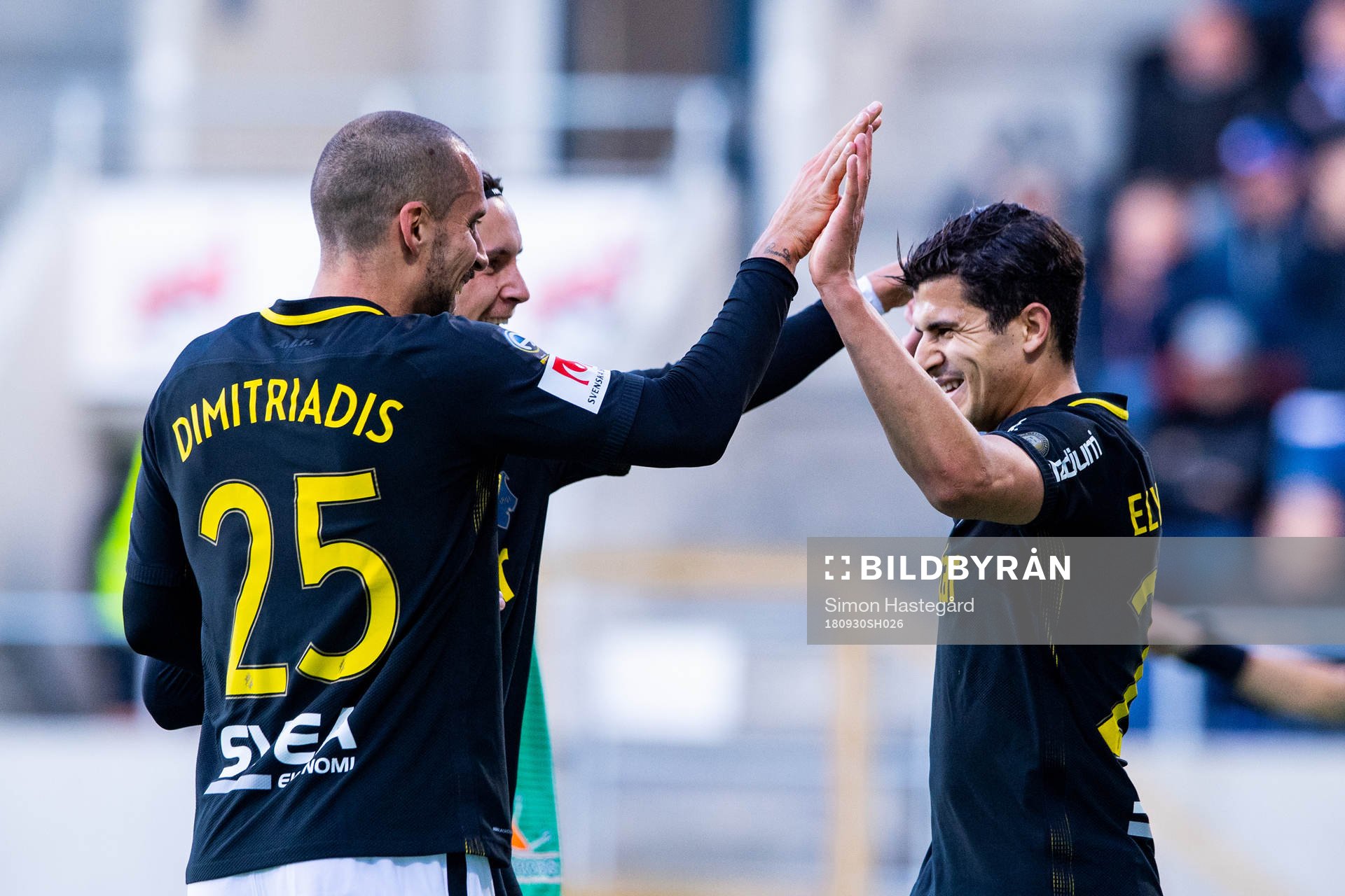 s Tarik Elyounoussi blir omkramad
