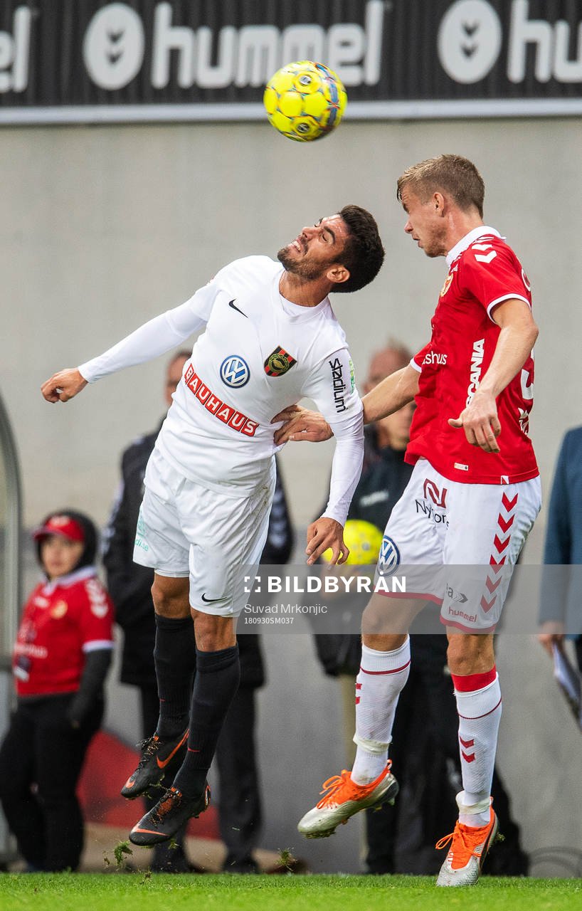 Kalmars Johan Stenmark och Brommapojkarnas Erik Figueroa