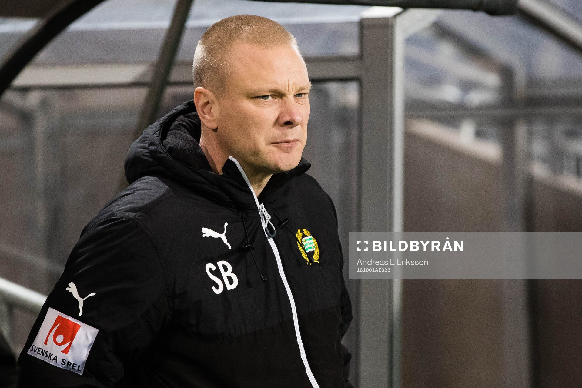 Hammarbys tränare Stefan Billborn innan fotbollsmatchen i