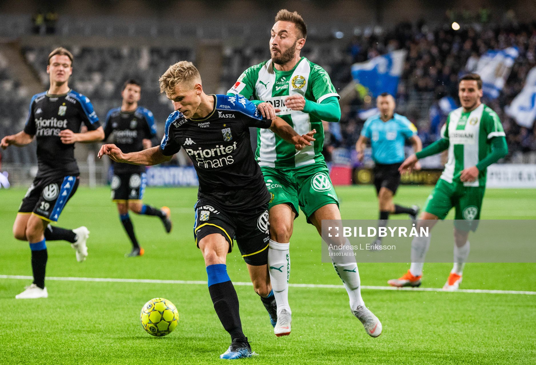 IFK Göteborgs Carl Starfelt och Hammarbys Muamer Tankovic