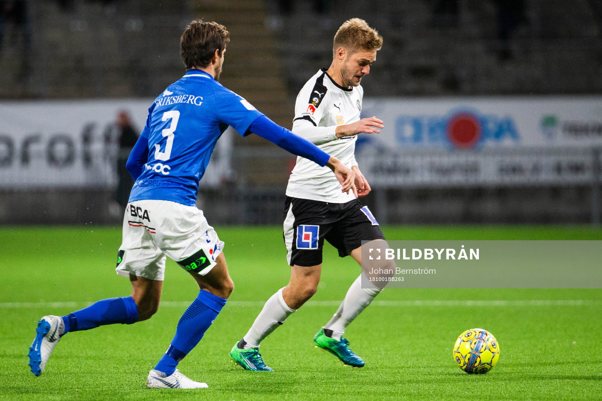 Örebros Johan Mårtensson och Trelleborgs Sebastian Ohlsson