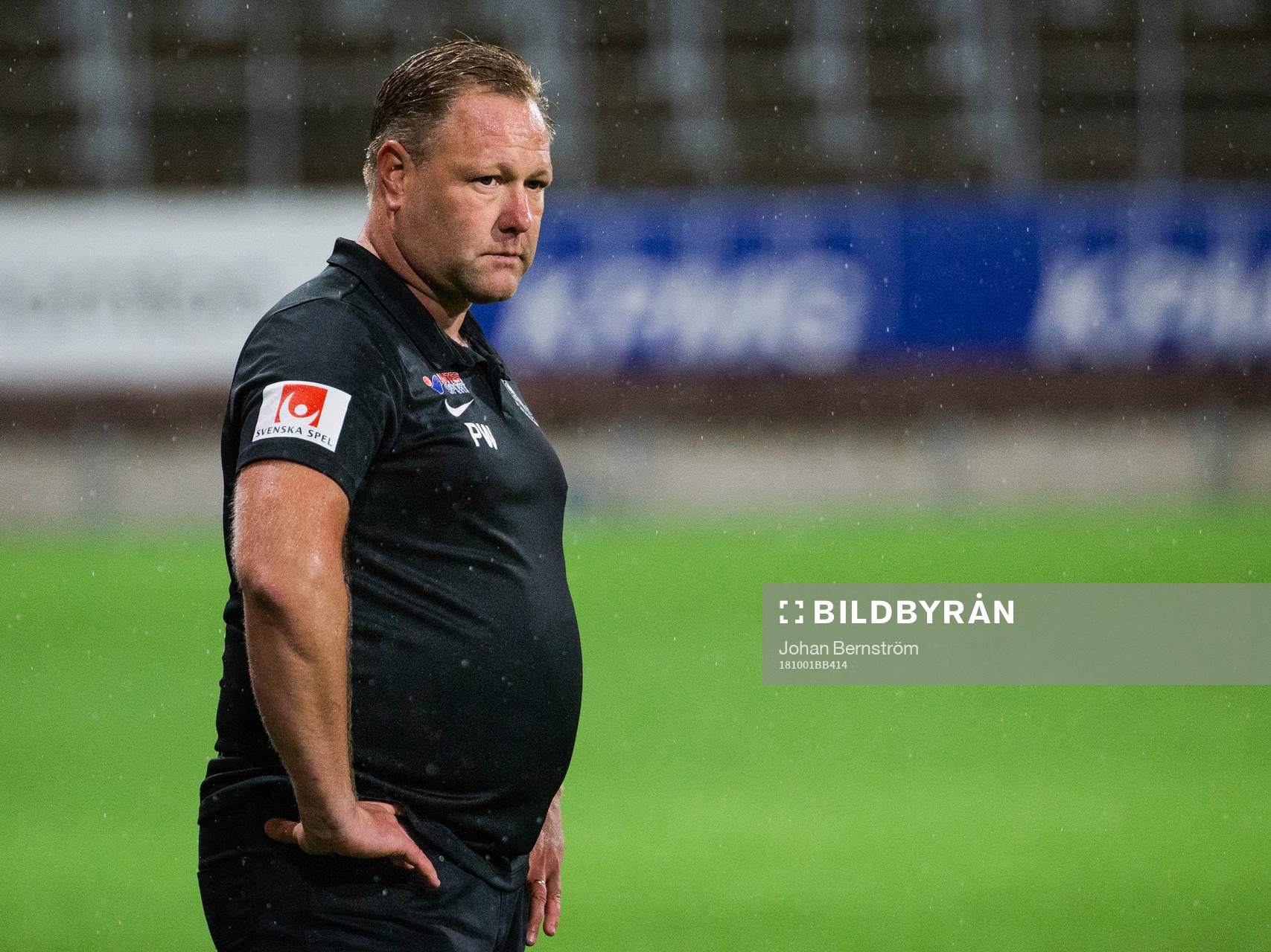 Trelleborgs tränare Patrick Winqvist deppar