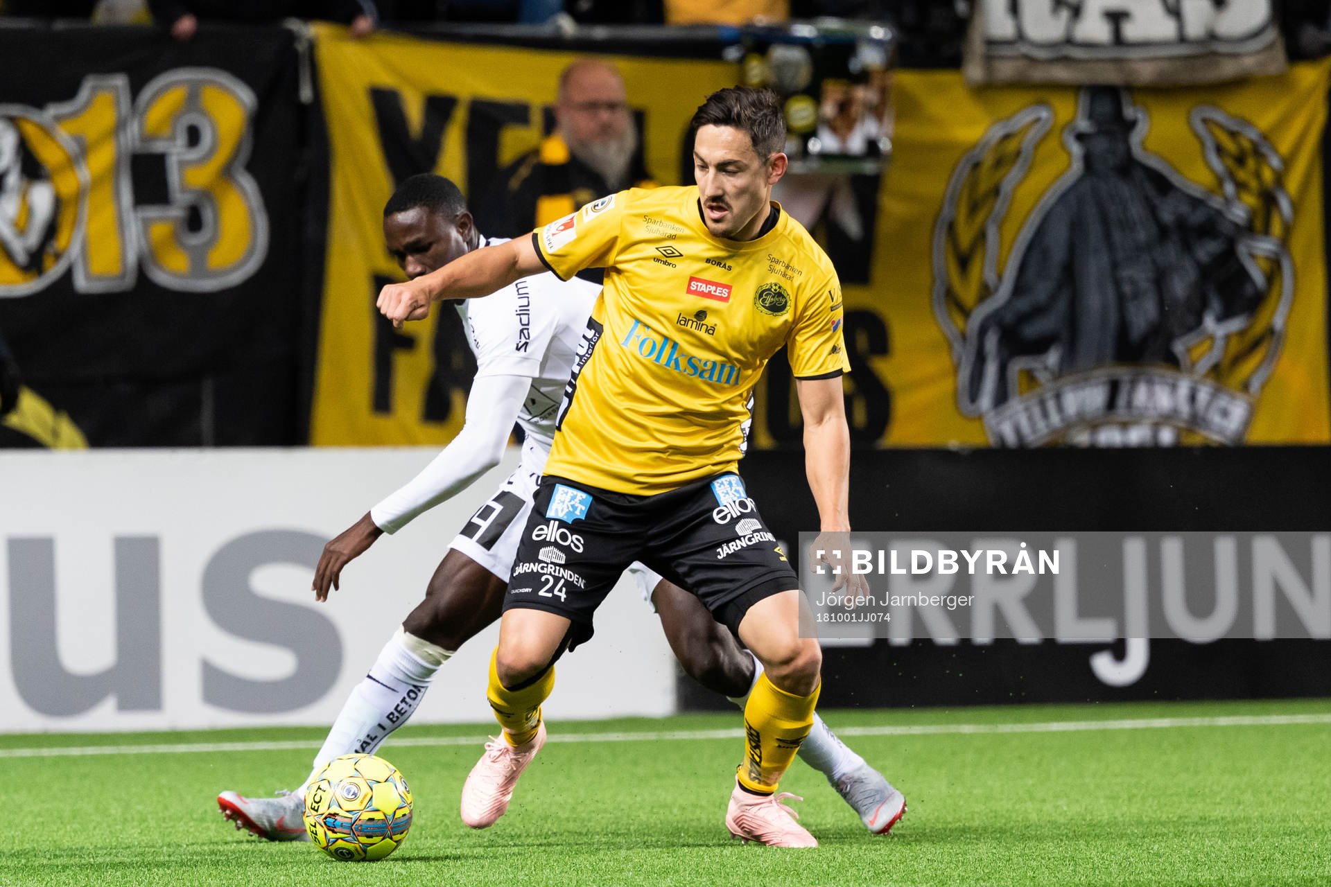 Elfsborgs Stefan Ishizaki och Häckens Elohor Ekpolo