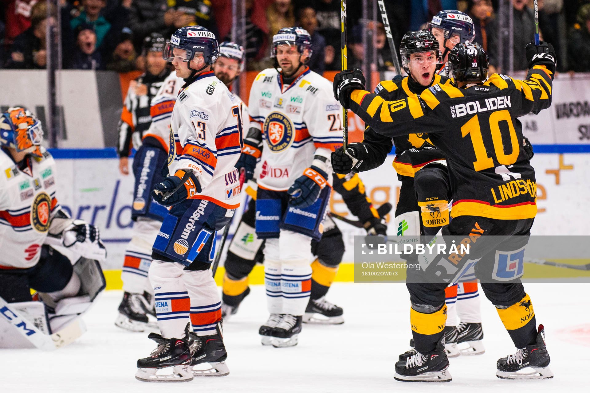 Skellefteås Andreas Wingerli och Joakim Lindström jublar