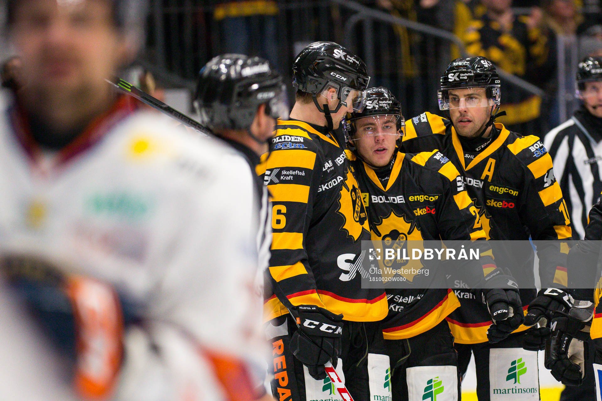Skellefteås Andreas Wingerli och Joakim Lindström  jublar