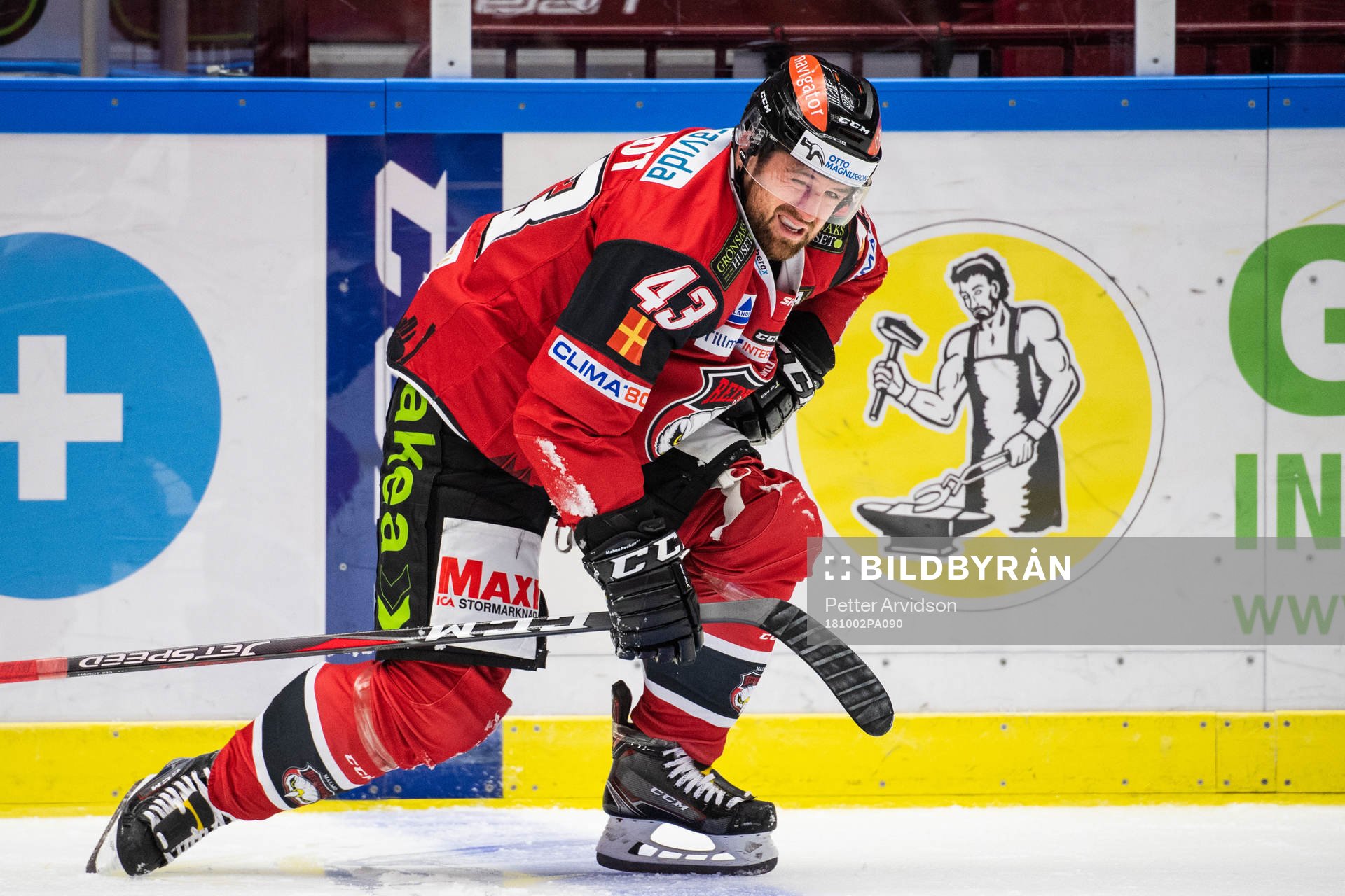 Malmö Redhawks Nichlas Hardt  grimaserar