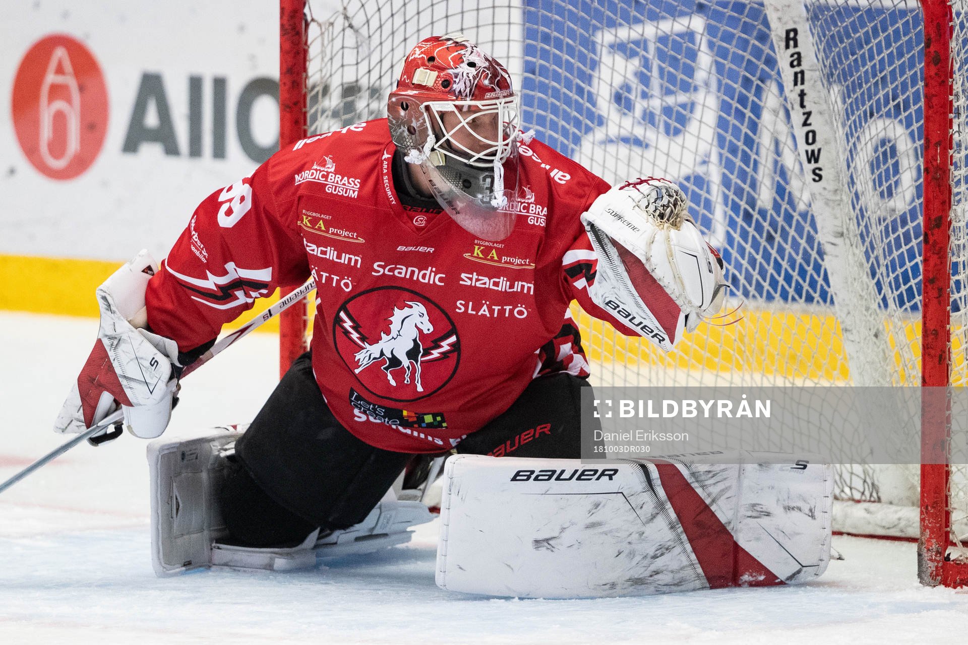 Vita Hästens målvakt Viktor Kokman