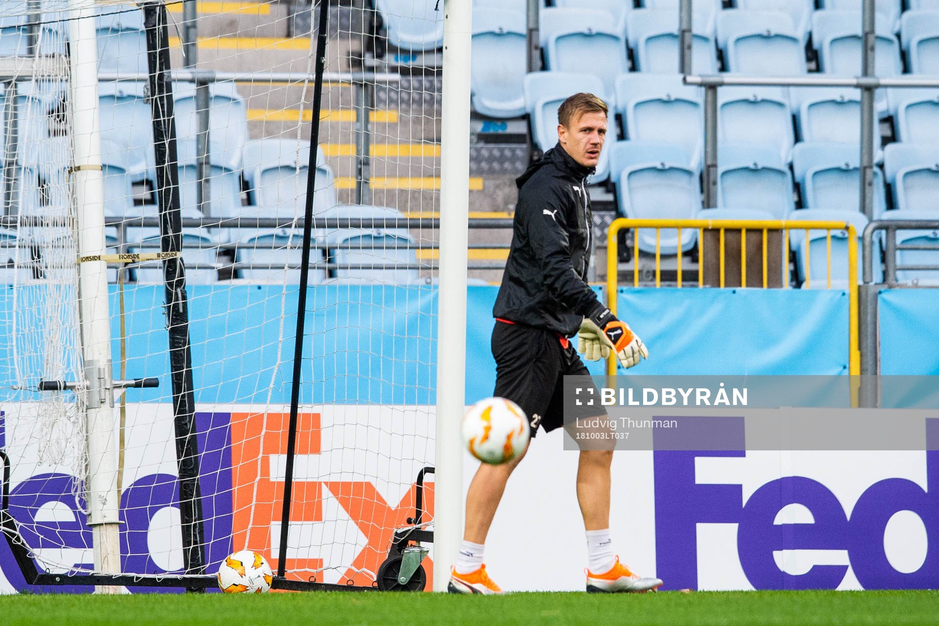 Goalkeeper Johan Dahlin of Malmö FF