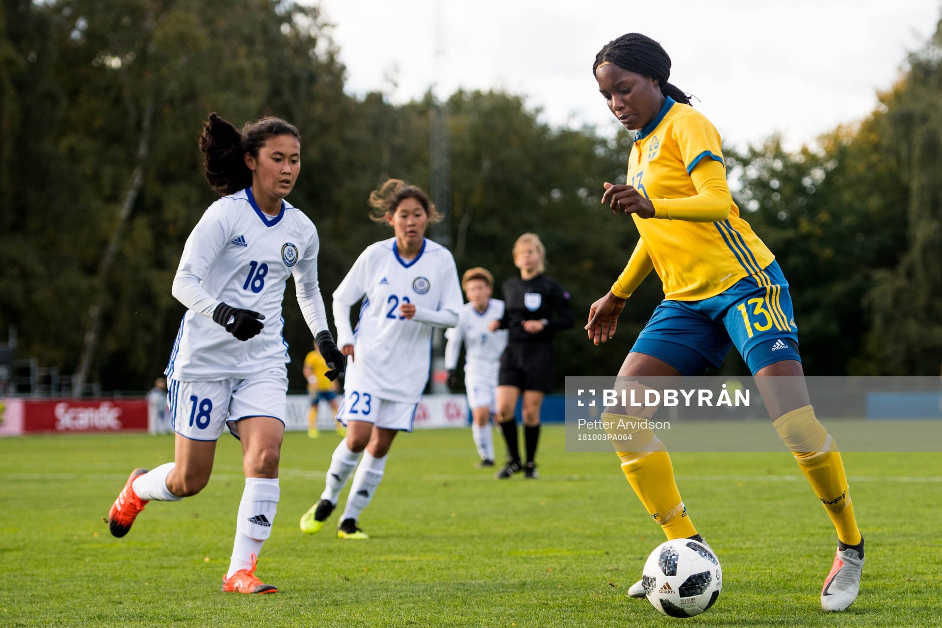 Sveriges Evelyn Ijeh och Kazakstans Nazerke Shalmukhanbetova