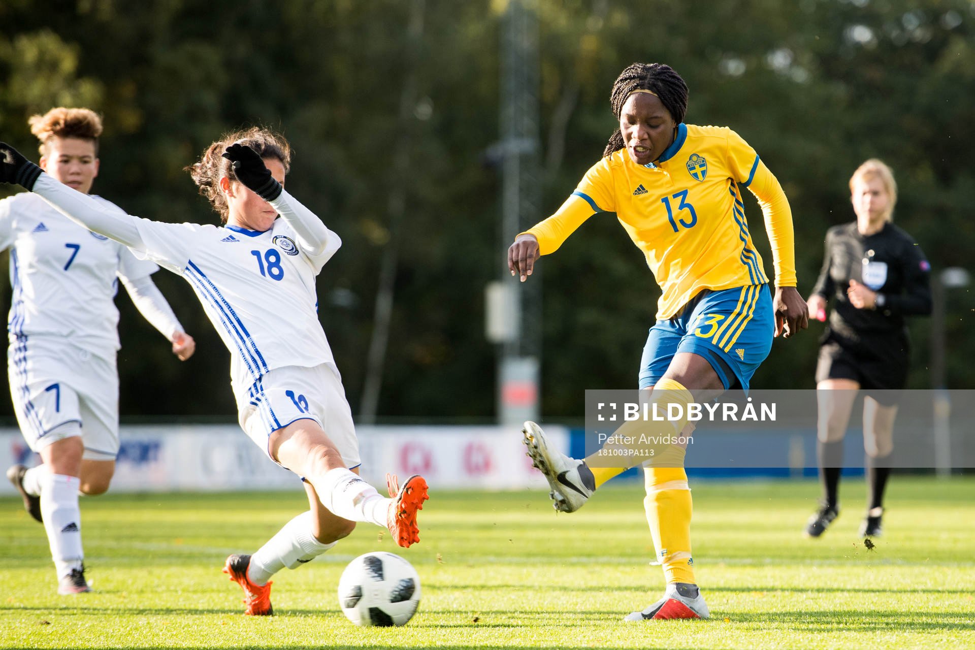 Sveriges Evelyn Ijeh och Kazakstans Nazerke Shalmukhanbetova