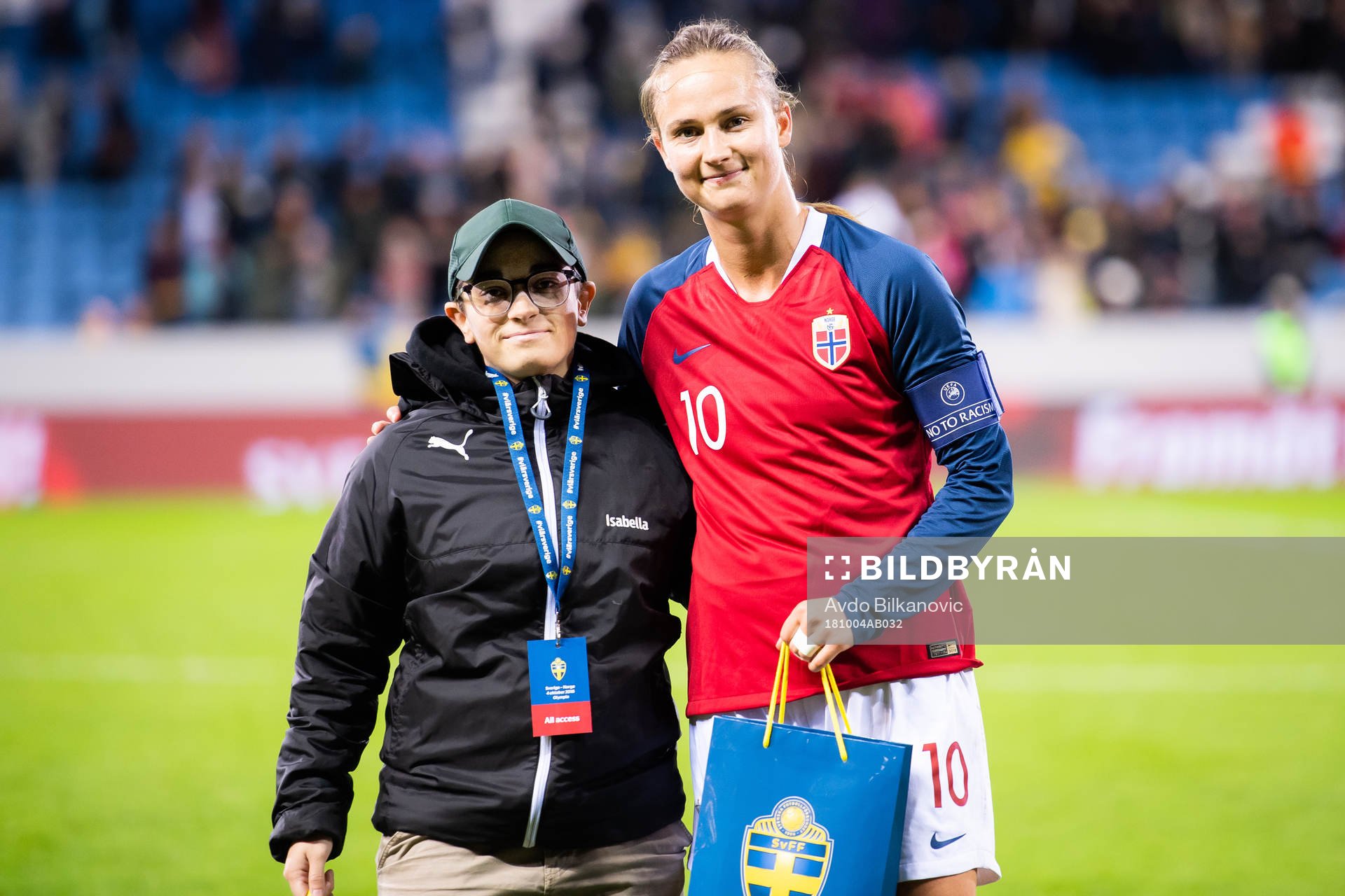 Isabella Sjöstedt och Norges Caroline Graham Hansen