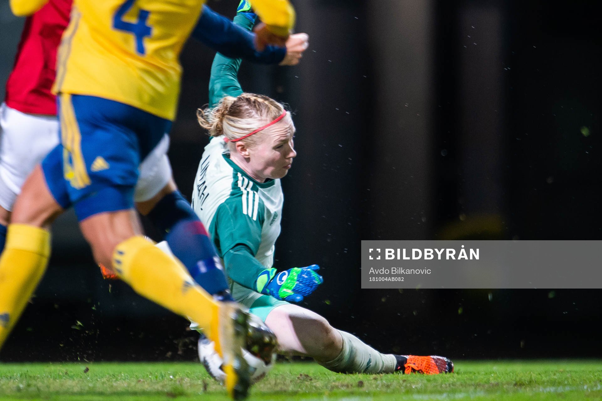 Sveriges målvakt Hedvig Lindahl släpper in 2-1 målet