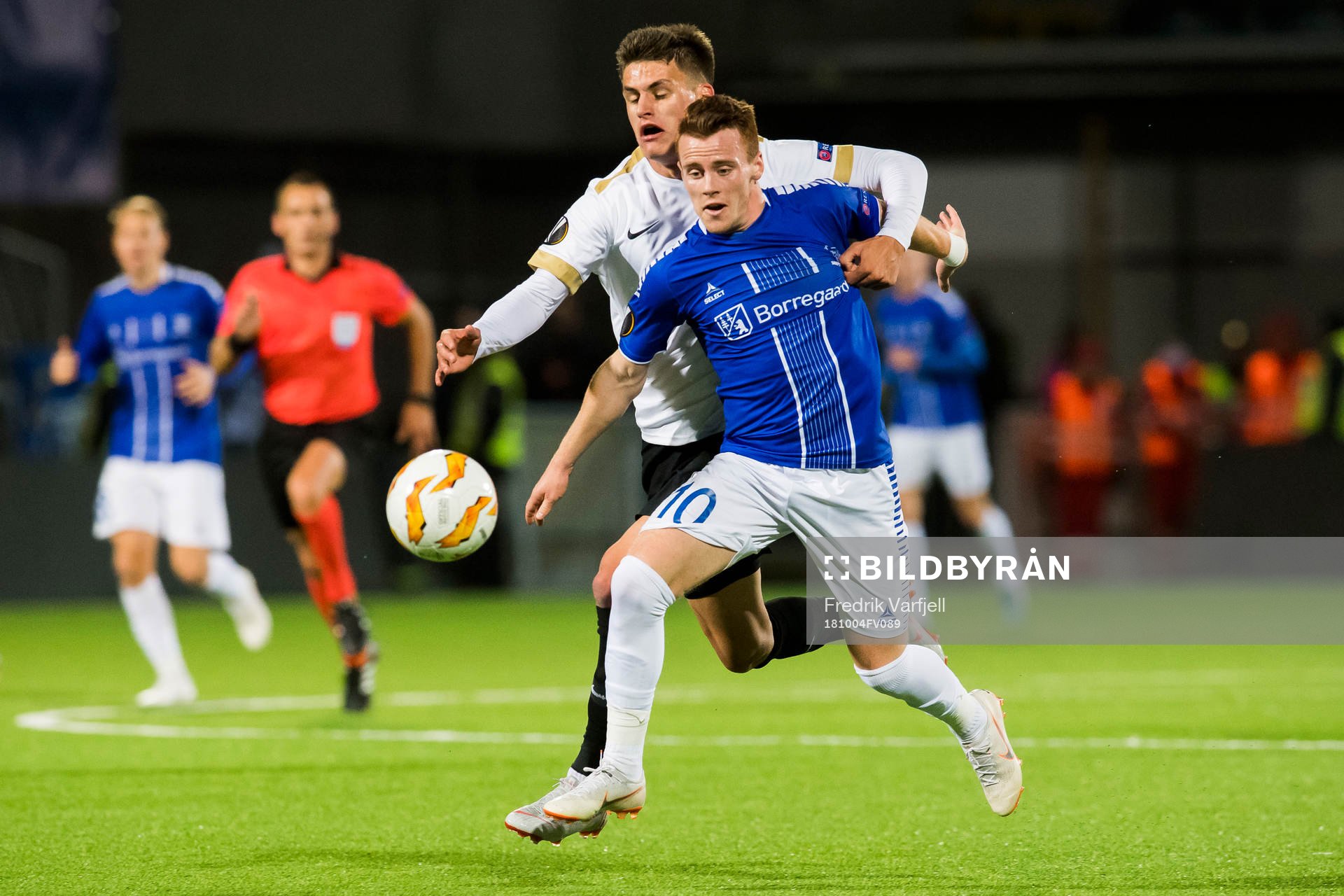 Joakim Maehle of Genk and Tobias Heintz of Sarpsborg 08