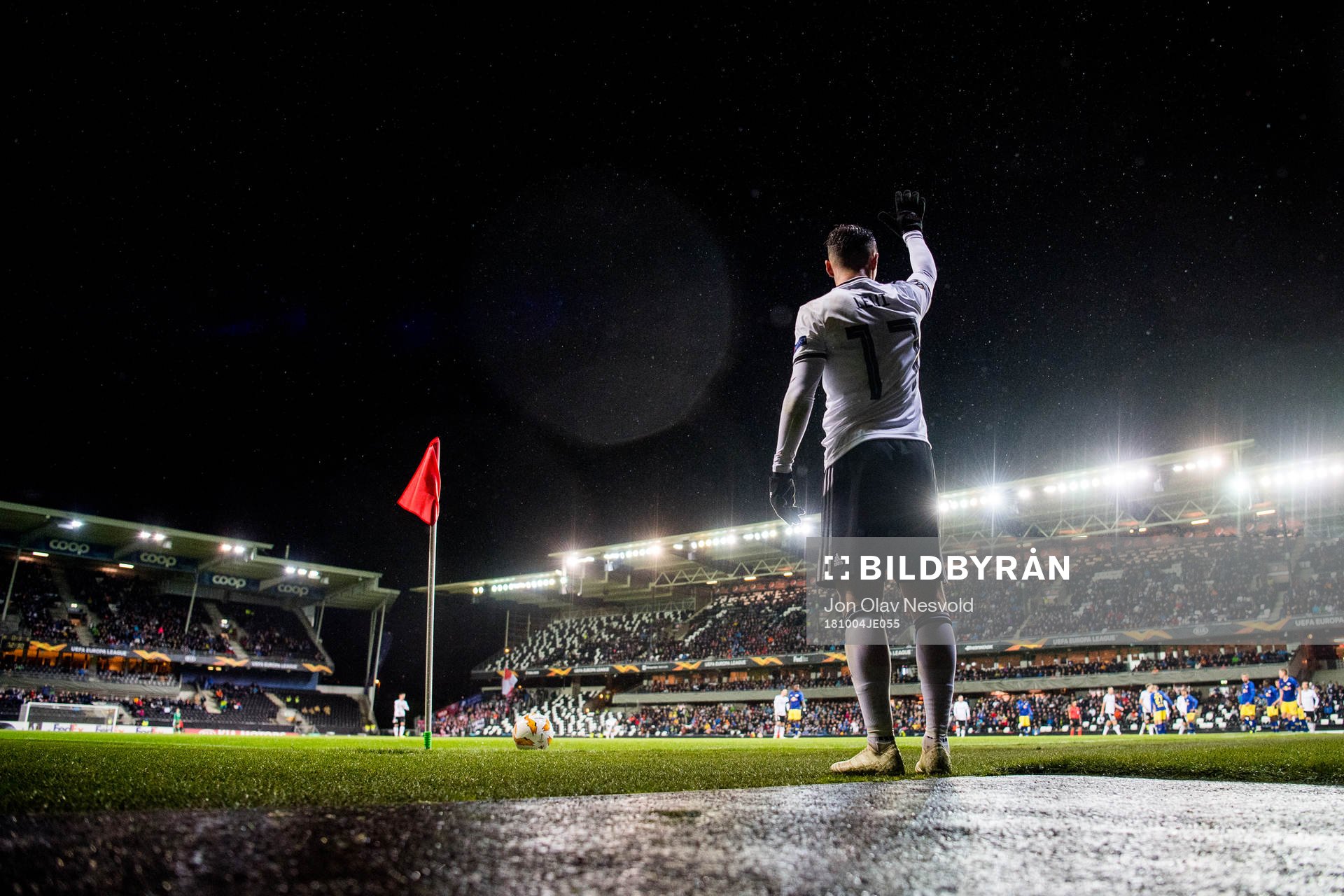 Jonathan Levi of Rosenborg prepares for a corner kick