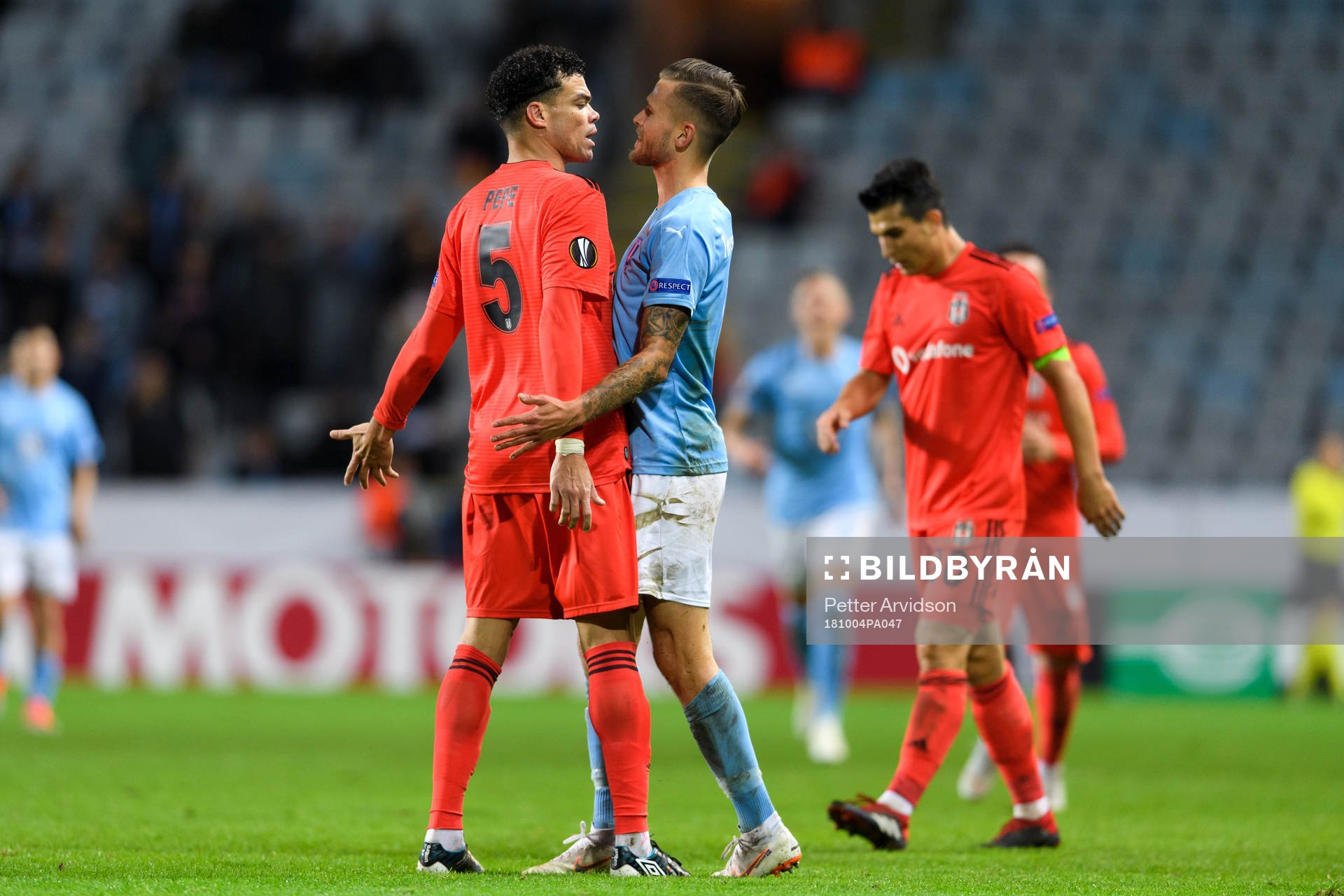 Pepe of Besiktas and Arnór Ingvi Traustason of Malmö FF during the Europa League group stage match between Malmö FF and Besiktas on October 4, 2018 in Malmö.