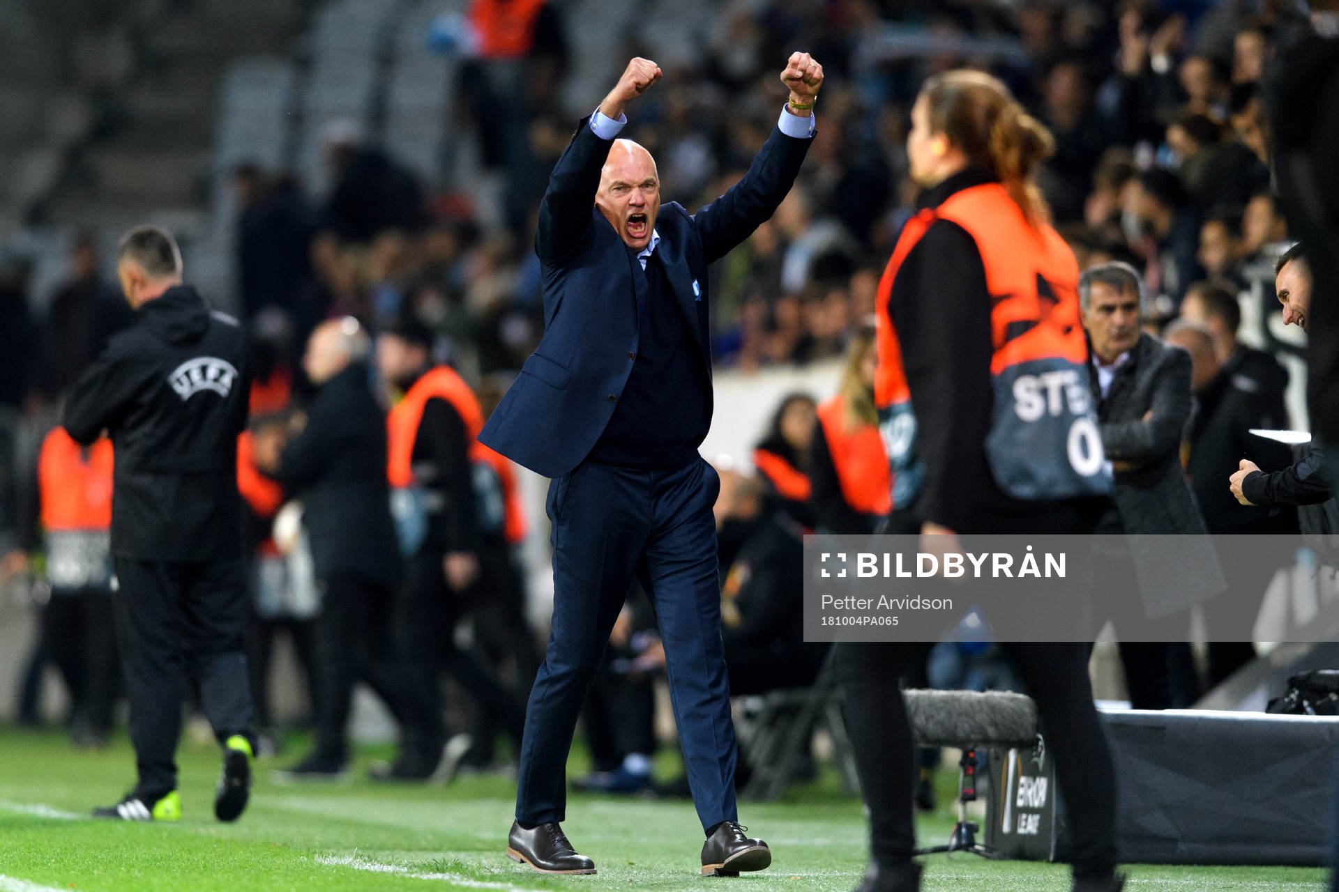 Uwe Rösler, head coach of Malmö FF celebrates after the Europa League group stage match between Malmö FF and Besiktas on October 4, 2018 in Malmö.