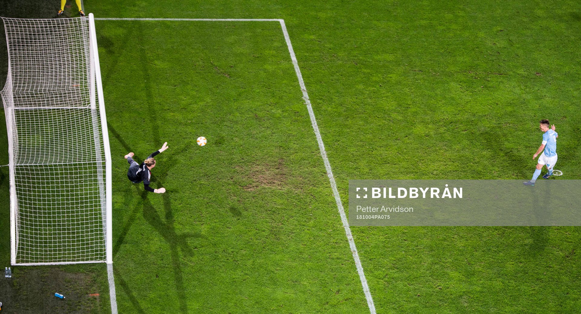 Markus Rosenberg of Malmö FF scores the 2-0 goal from the
