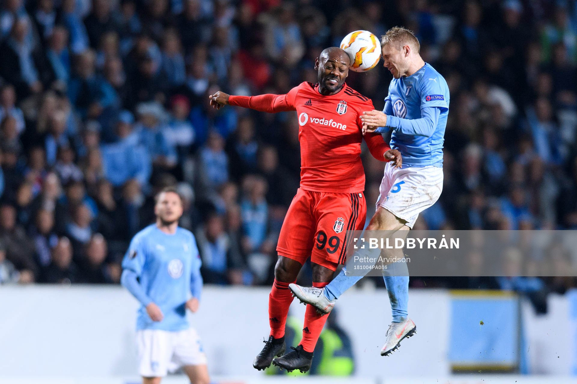 Vagner Silva De Souza Love of Besiktas and Oscar Lewicki of