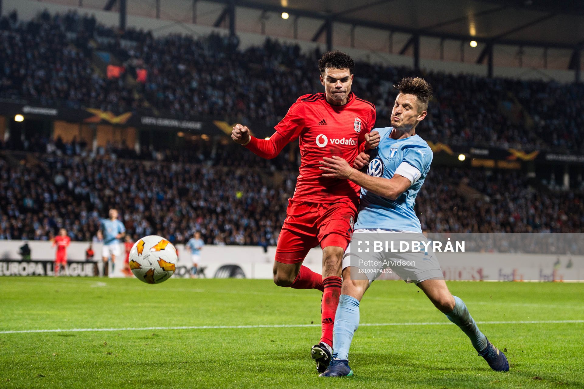 Pepe of Besiktas and Markus Rosenberg of Malmö FF