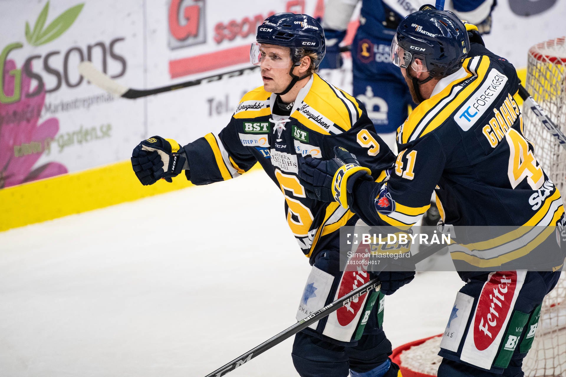 Södertäljes Victor Andersson jublar